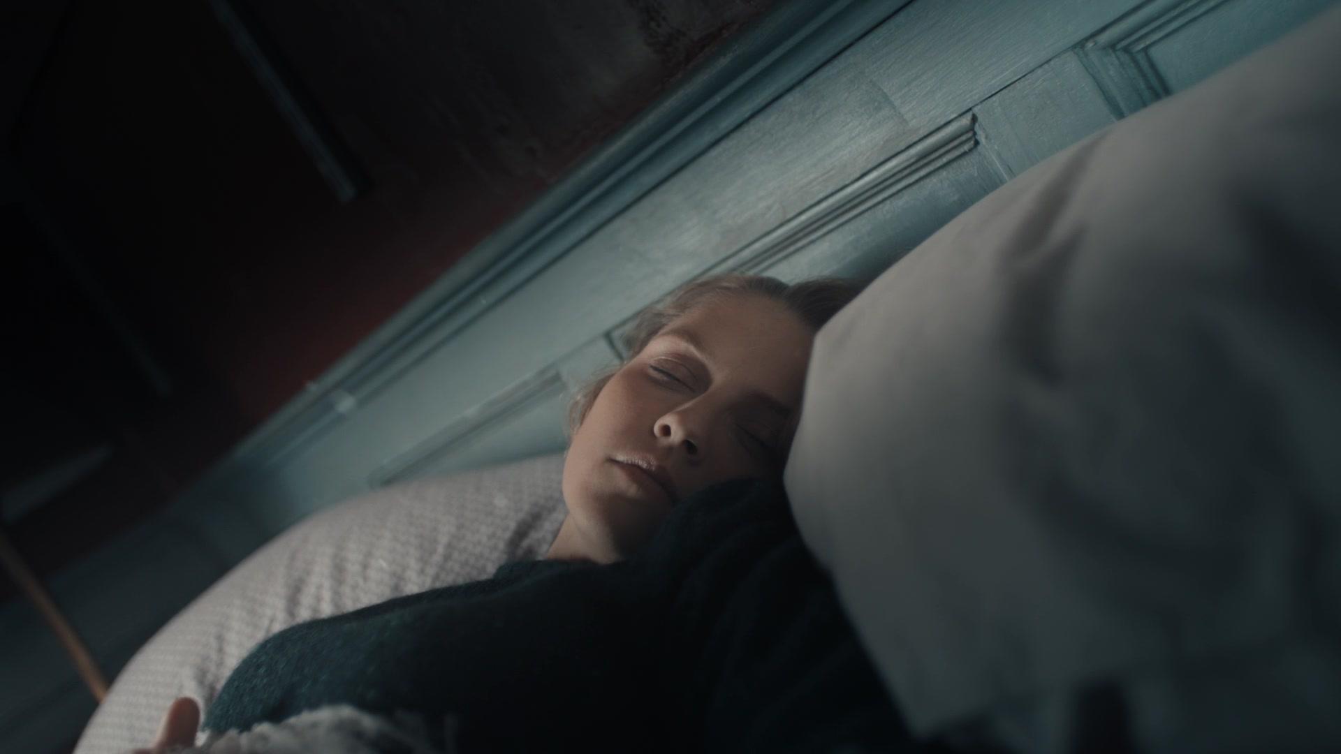 A_Discovery_of_Witches_S01E04_1080p_ATP_1078.jpg