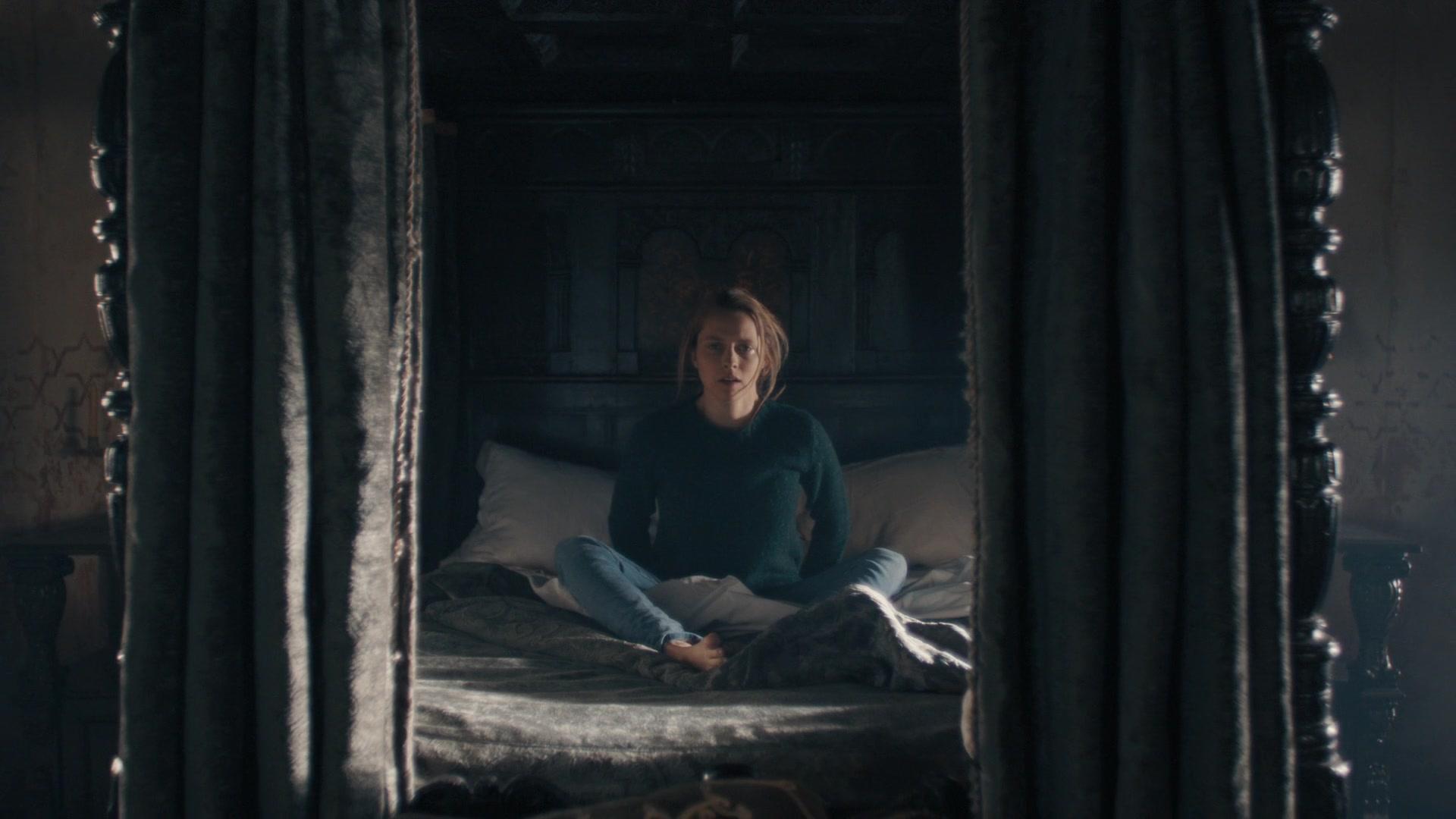 A_Discovery_of_Witches_S01E04_1080p_ATP_1195.jpg