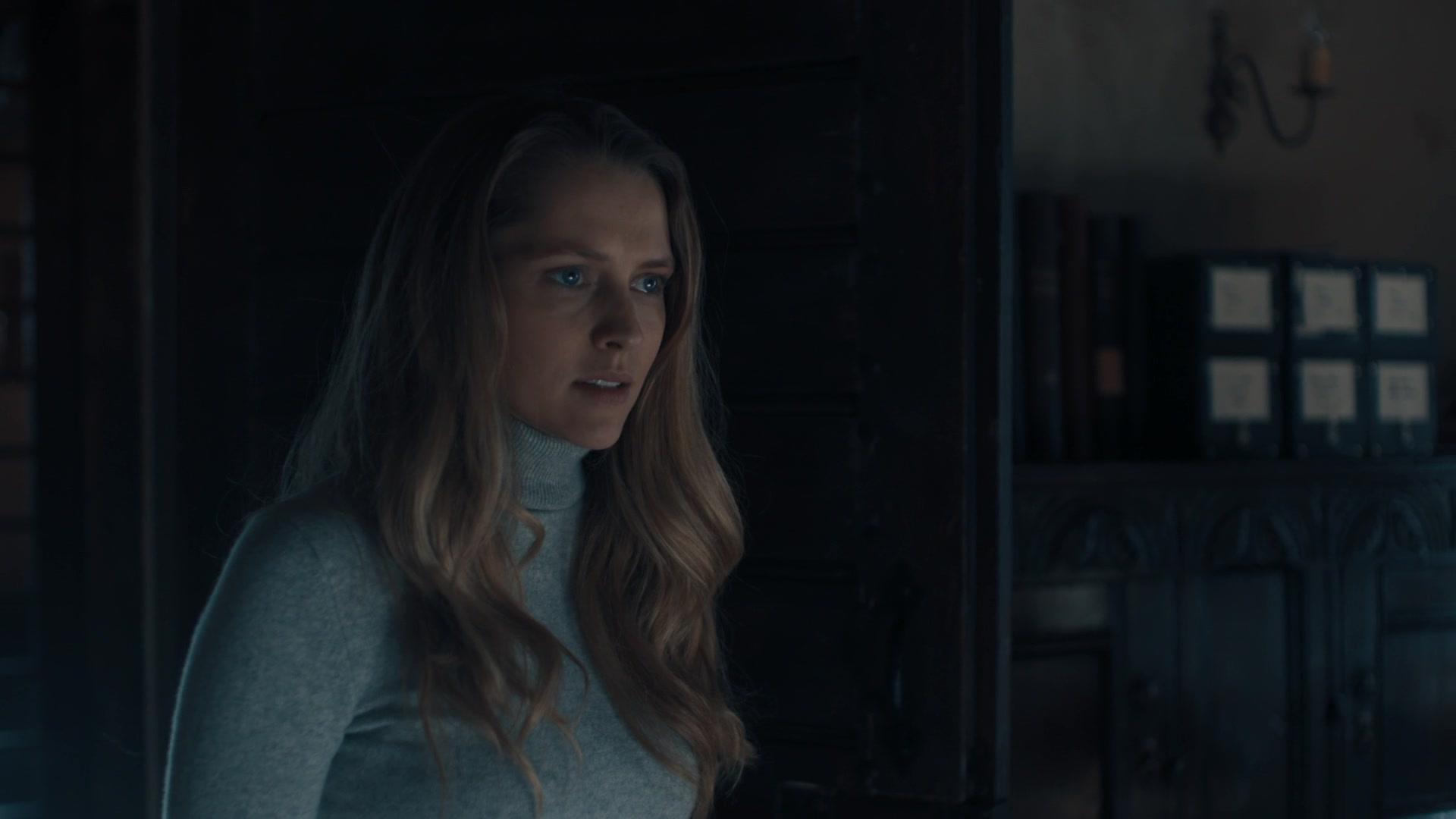 A_Discovery_of_Witches_S01E04_1080p_ATP_3822.jpg