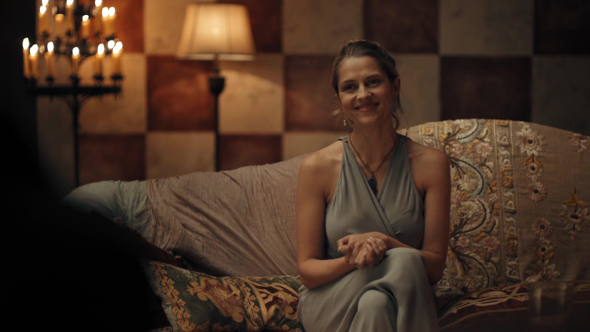A_Discovery_of_Witches_S01E04_1080p_ATP_4133.jpg