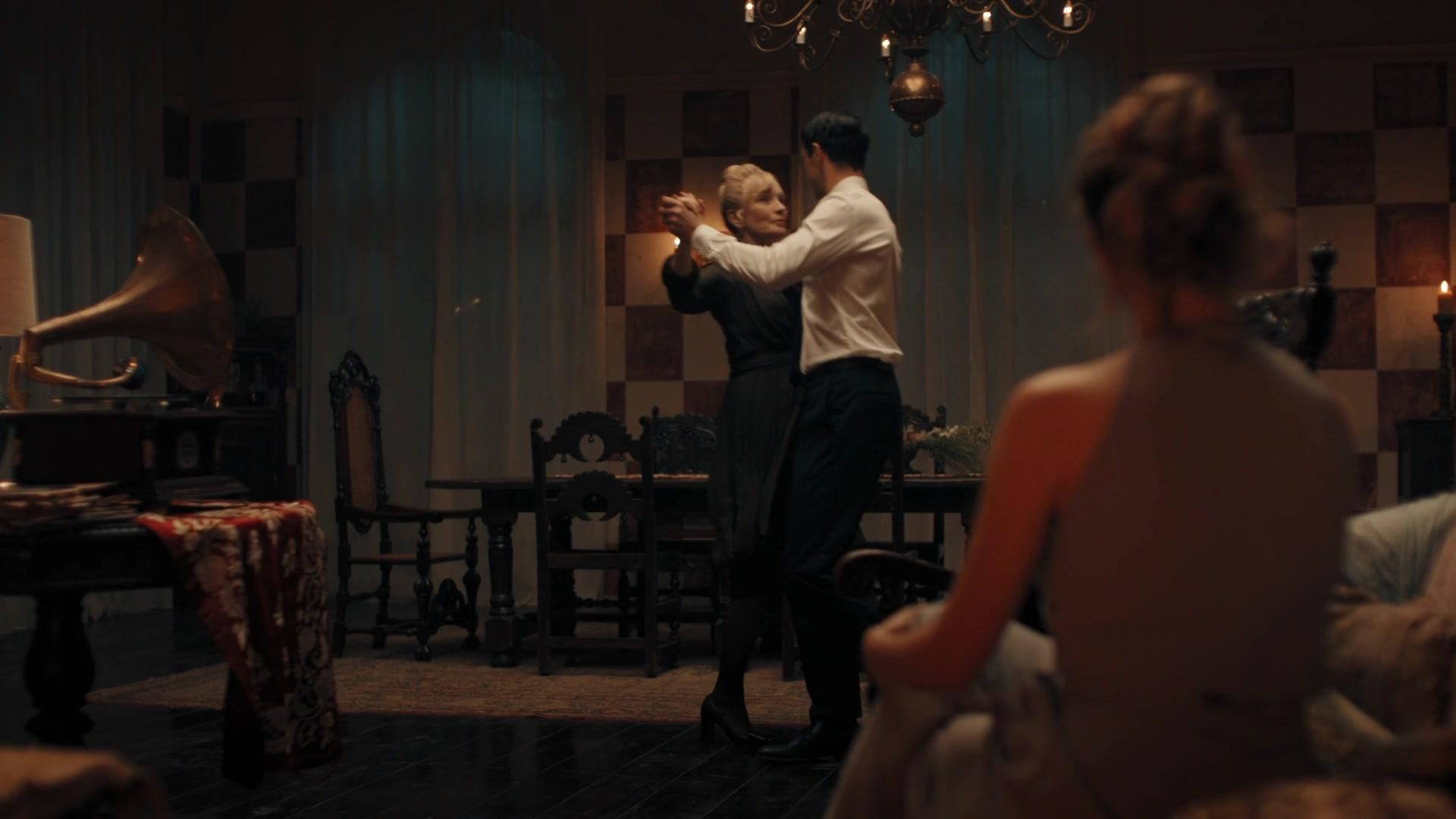 A_Discovery_of_Witches_S01E04_1080p_ATP_4232.jpg