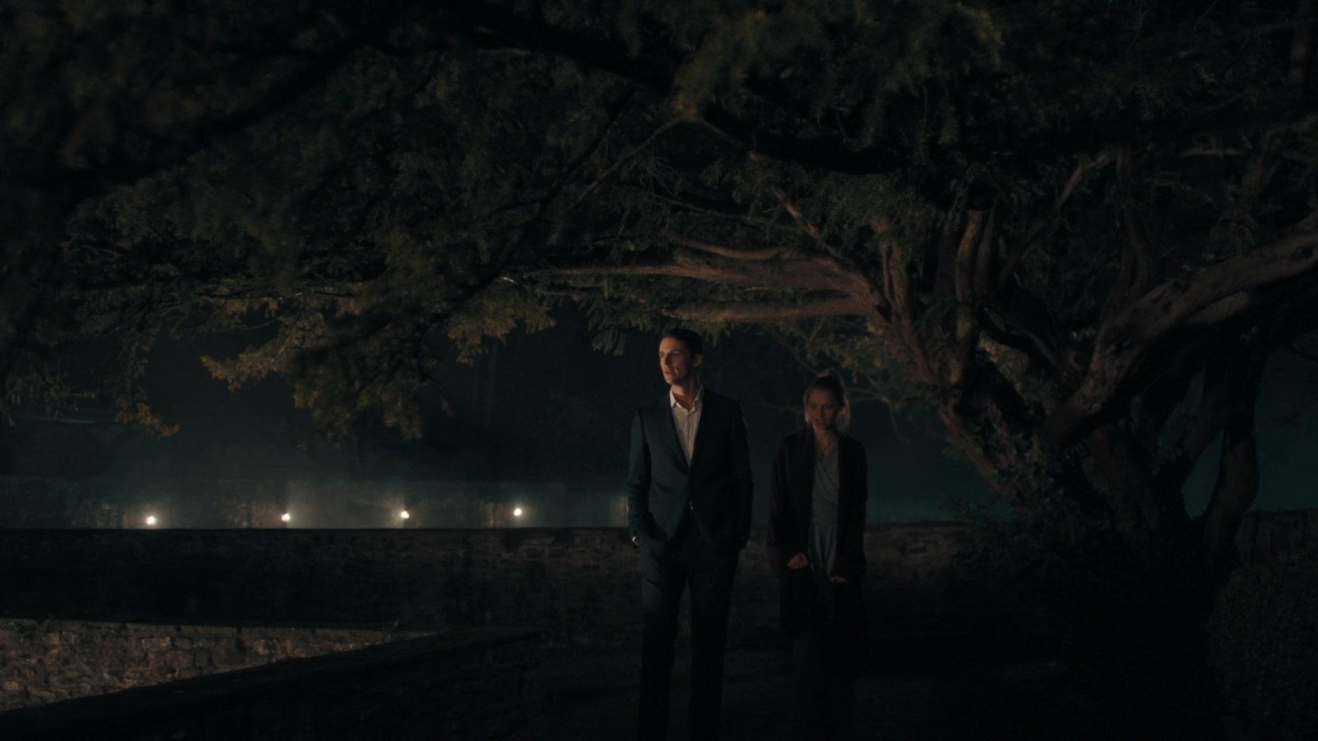 A_Discovery_of_Witches_S01E04_1080p_ATP_4533.jpg