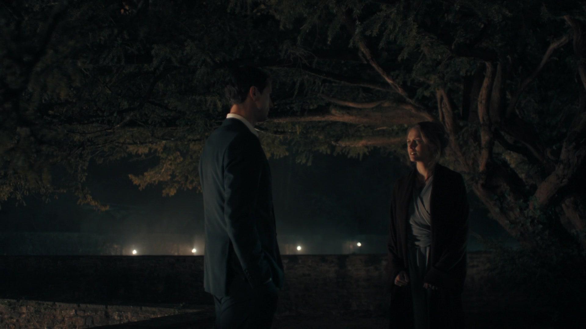 A_Discovery_of_Witches_S01E04_1080p_ATP_4568.jpg