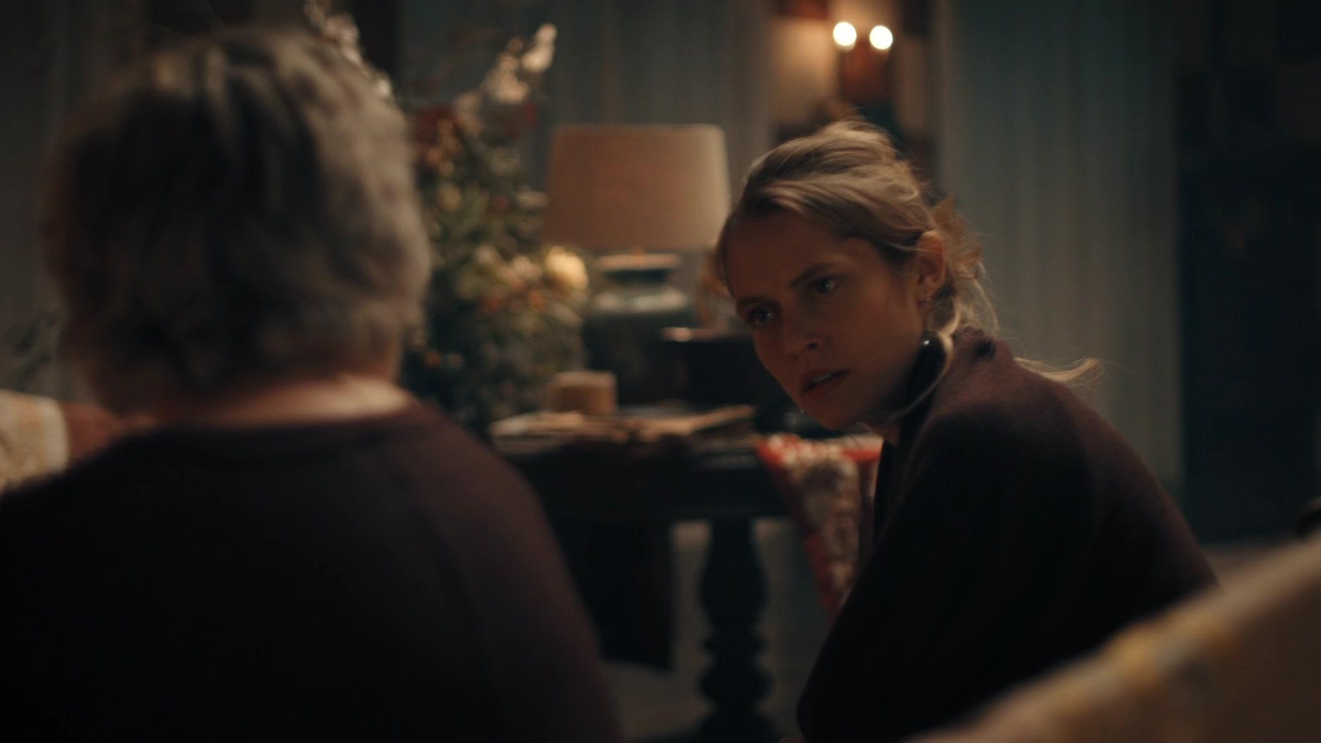 A_Discovery_of_Witches_S01E04_1080p_ATP_5373.jpg