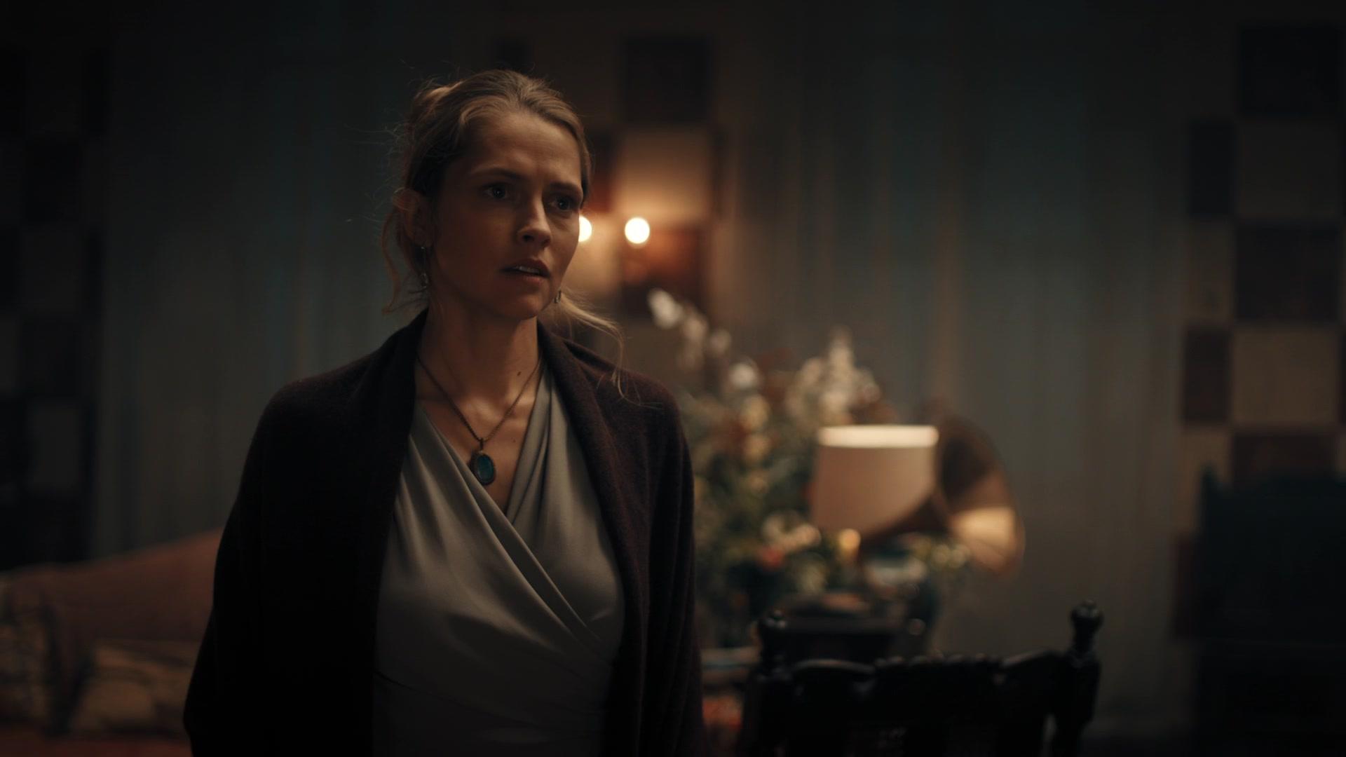 A_Discovery_of_Witches_S01E04_1080p_ATP_5531.jpg