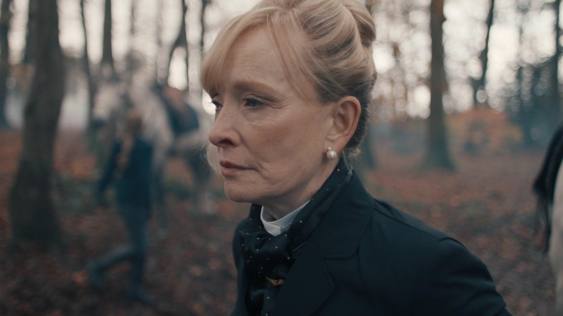 A_Discovery_of_Witches_S01E05_1080p_ATP_0750.jpg A_Discovery_of_Witches_S01E05_1080p_ATP_0750.jpg