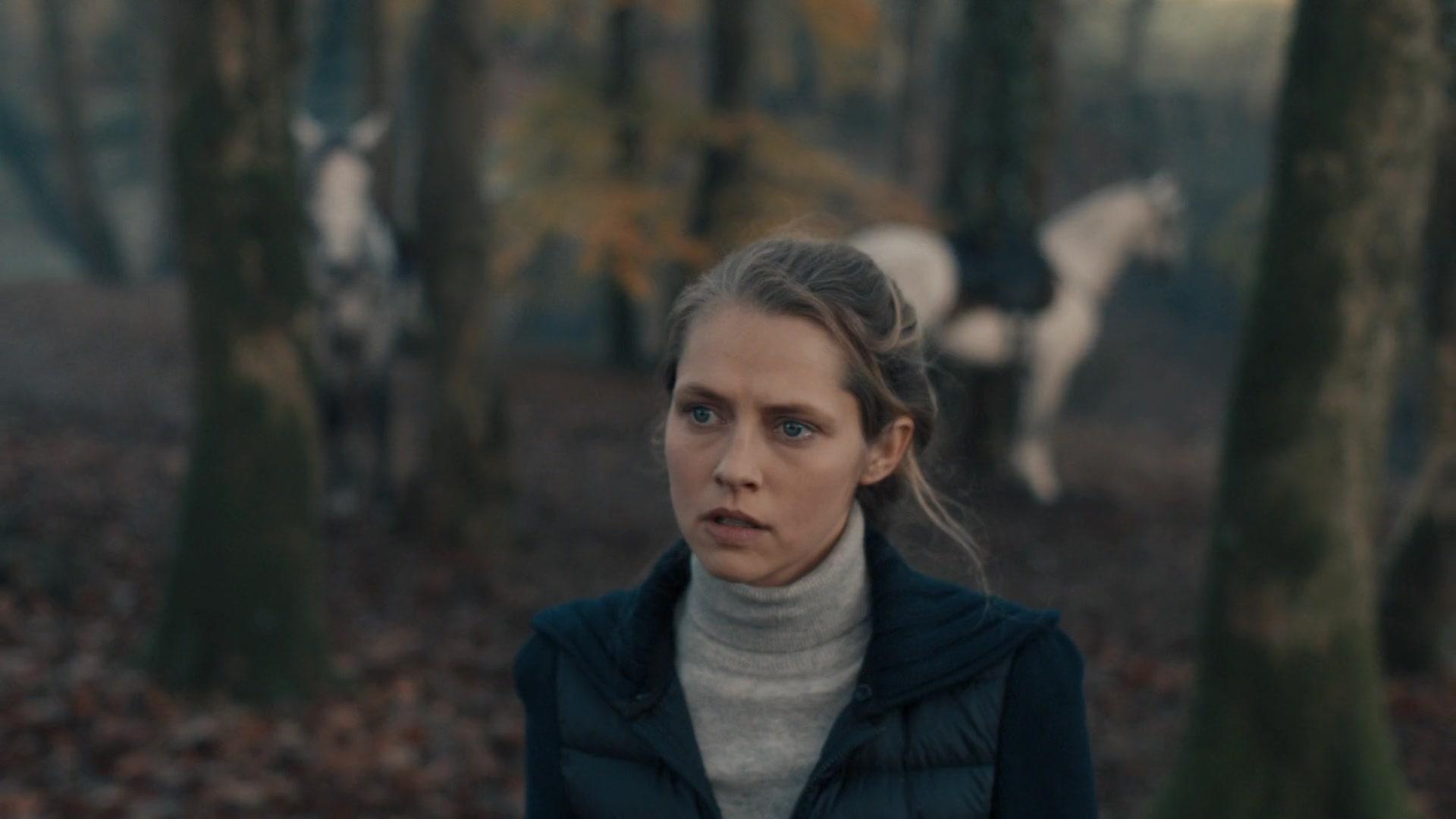 A_Discovery_of_Witches_S01E05_1080p_ATP_0952.jpg
