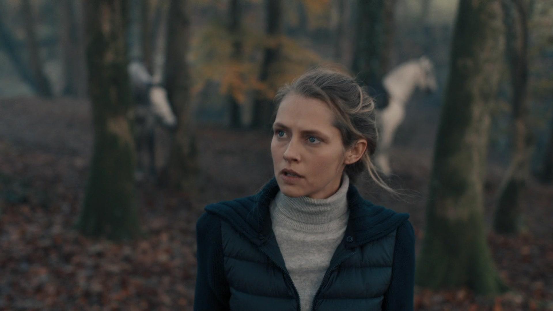 A_Discovery_of_Witches_S01E05_1080p_ATP_0956.jpg A_Discovery_of_Witches_S01E05_1080p_ATP_0956.jpg