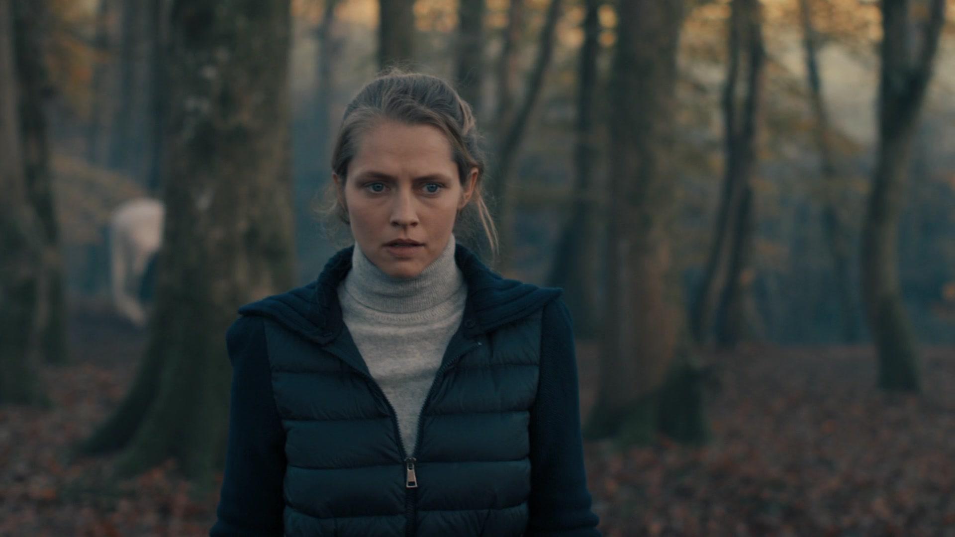 A_Discovery_of_Witches_S01E05_1080p_ATP_1002.jpg