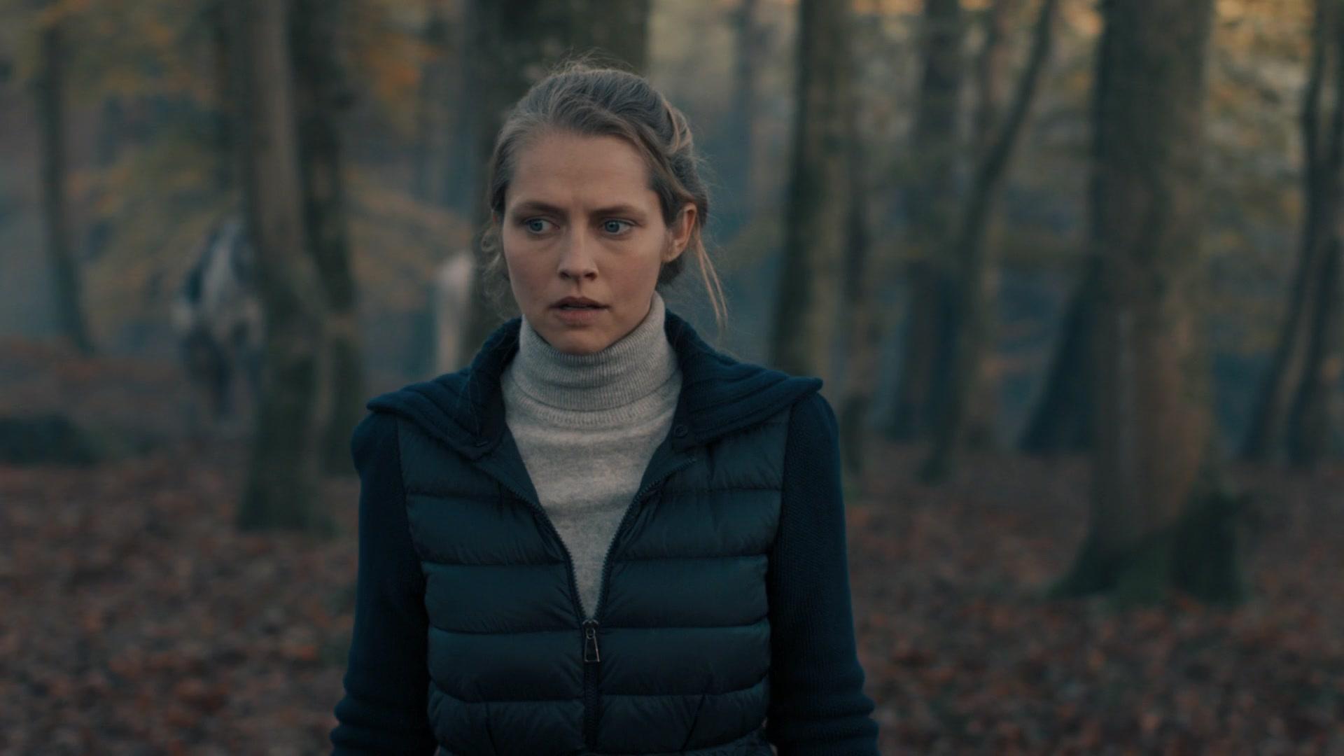 A_Discovery_of_Witches_S01E05_1080p_ATP_1005.jpg A_Discovery_of_Witches_S01E05_1080p_ATP_1005.jpg
