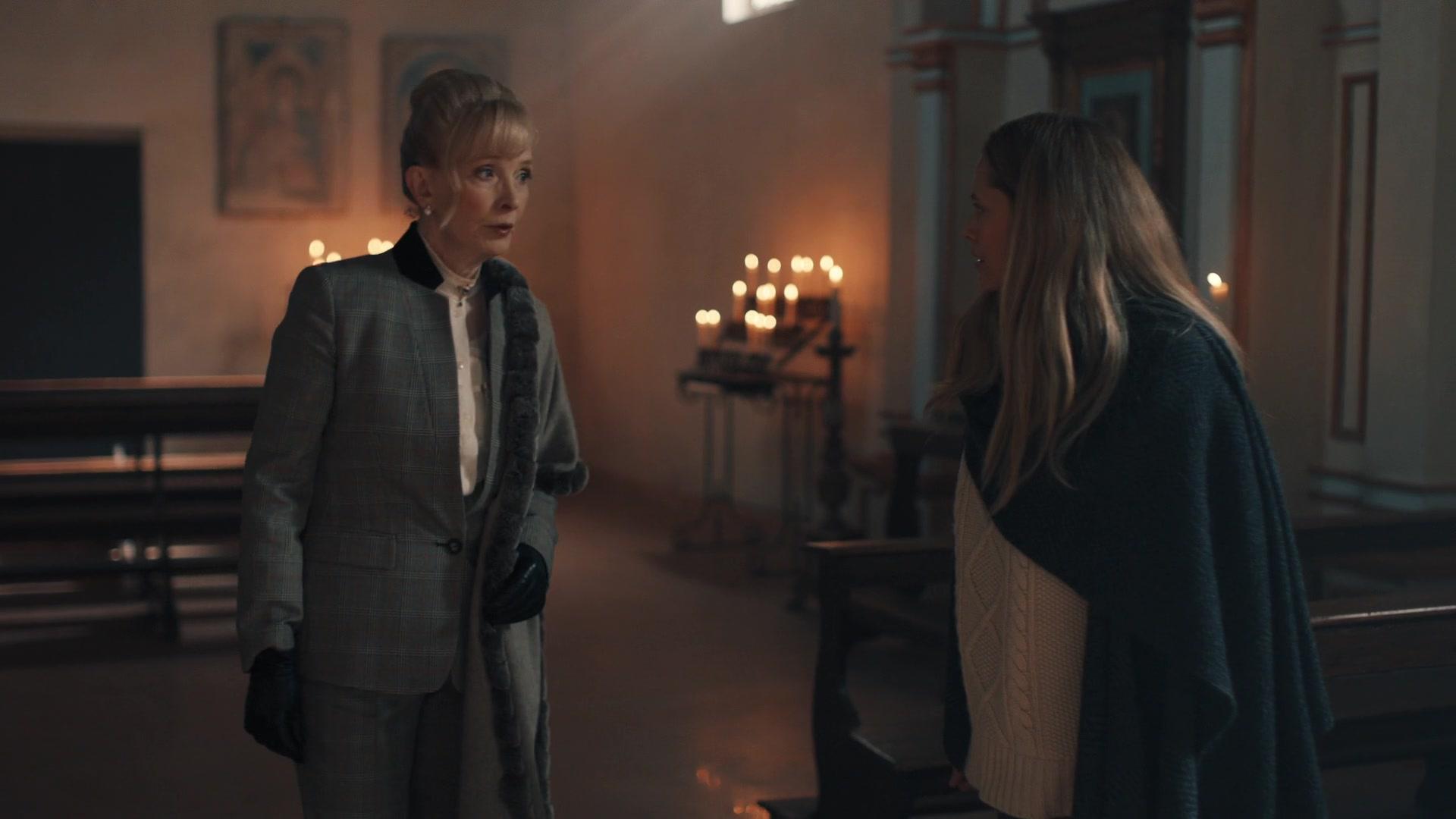 A_Discovery_of_Witches_S01E05_1080p_ATP_2319.jpg A_Discovery_of_Witches_S01E05_1080p_ATP_2319.jpg