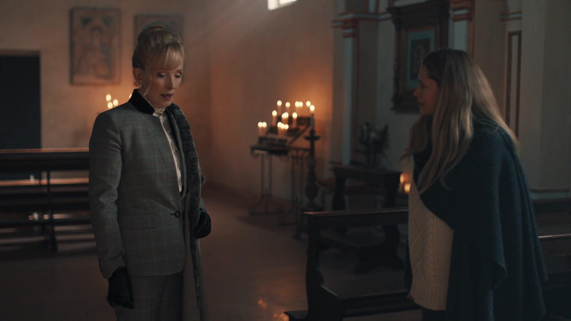 A_Discovery_of_Witches_S01E05_1080p_ATP_2324.jpg A_Discovery_of_Witches_S01E05_1080p_ATP_2324.jpg