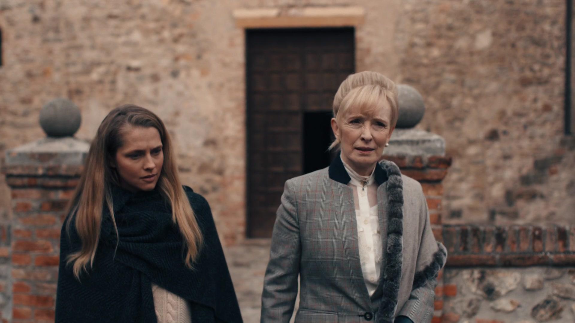 A_Discovery_of_Witches_S01E05_1080p_ATP_2656.jpg A_Discovery_of_Witches_S01E05_1080p_ATP_2656.jpg