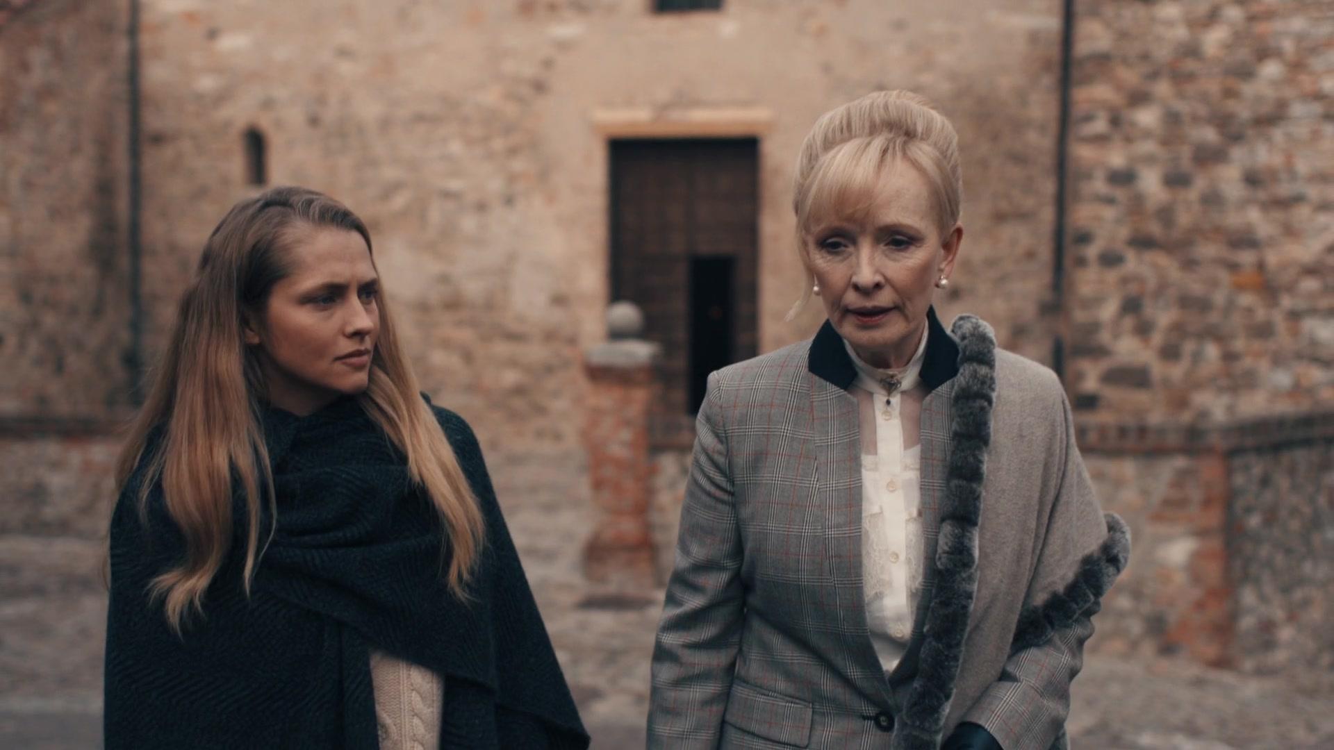 A_Discovery_of_Witches_S01E05_1080p_ATP_2697.jpg A_Discovery_of_Witches_S01E05_1080p_ATP_2697.jpg