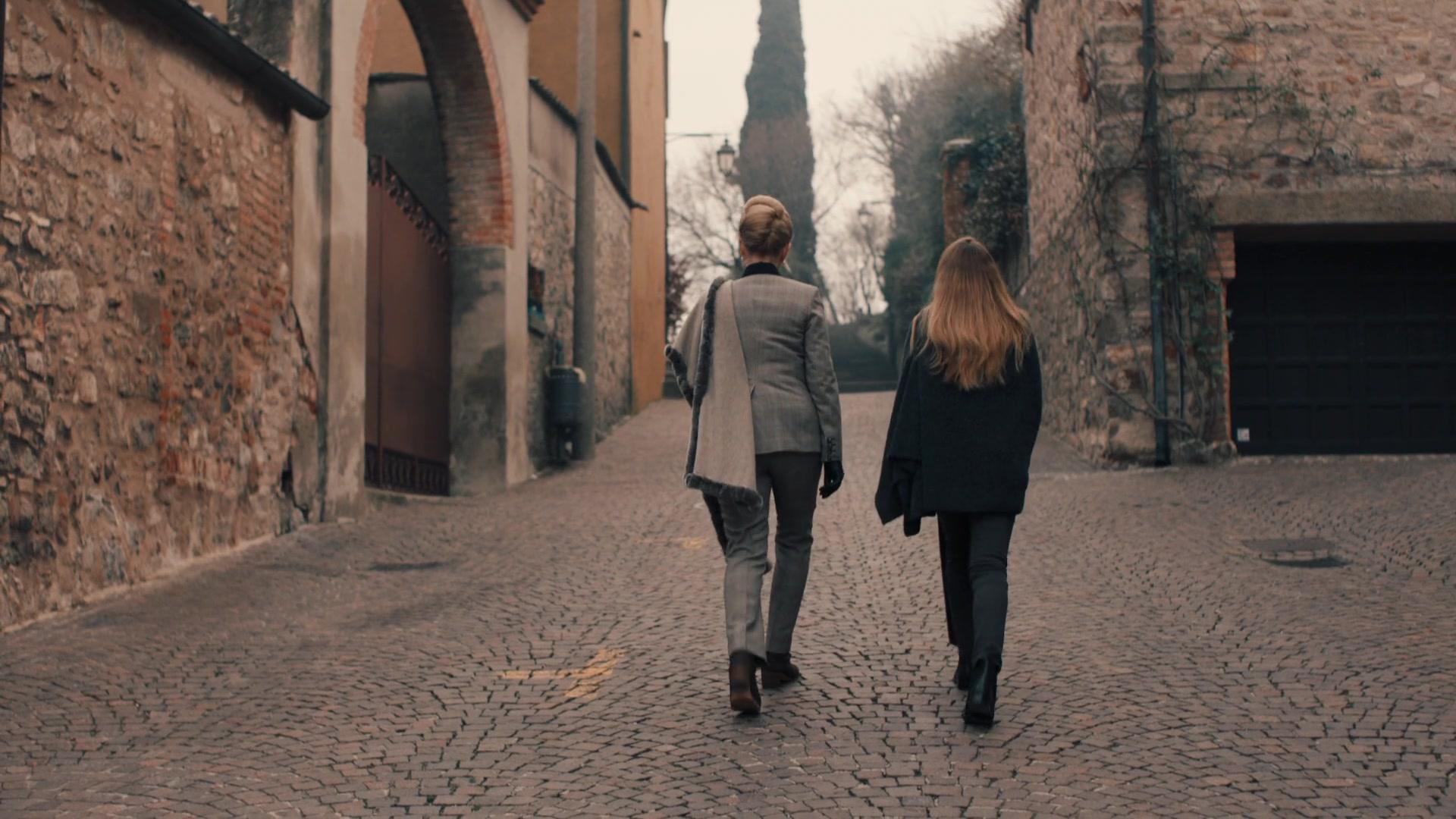 A_Discovery_of_Witches_S01E05_1080p_ATP_2720.jpg A_Discovery_of_Witches_S01E05_1080p_ATP_2720.jpg