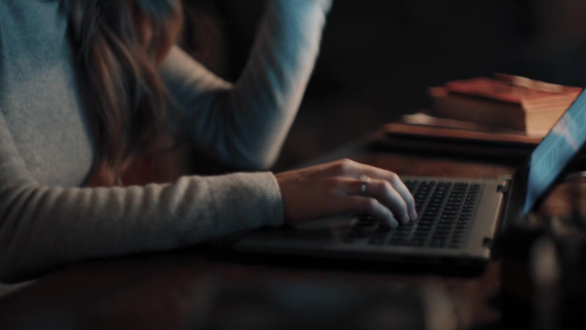 A_Discovery_of_Witches_S01E05_1080p_ATP_3314.jpg A_Discovery_of_Witches_S01E05_1080p_ATP_3314.jpg