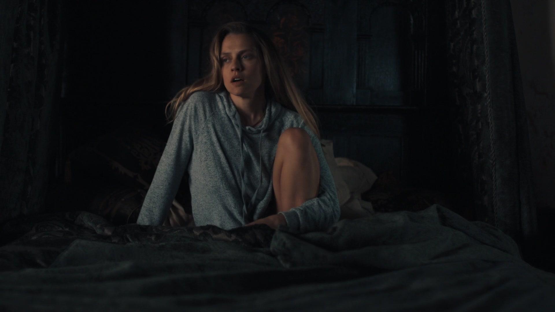 A_Discovery_of_Witches_S01E05_1080p_ATP_4169.jpg A_Discovery_of_Witches_S01E05_1080p_ATP_4169.jpg