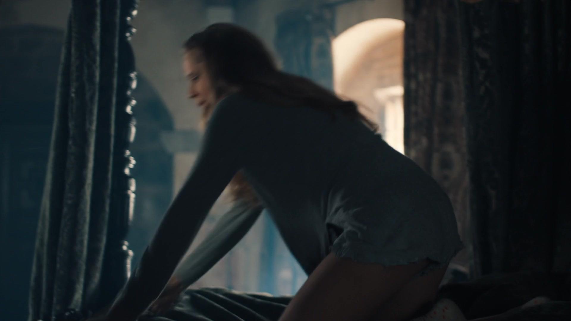 A_Discovery_of_Witches_S01E05_1080p_ATP_4184.jpg A_Discovery_of_Witches_S01E05_1080p_ATP_4184.jpg