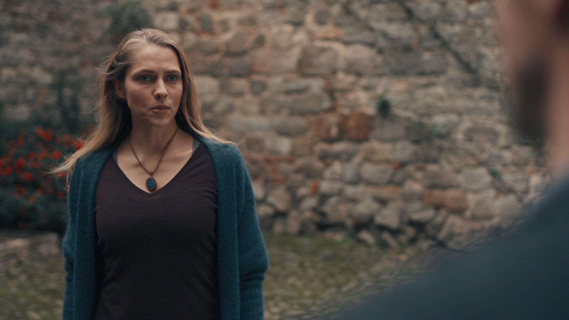 A_Discovery_of_Witches_S01E05_1080p_ATP_4239.jpg A_Discovery_of_Witches_S01E05_1080p_ATP_4239.jpg