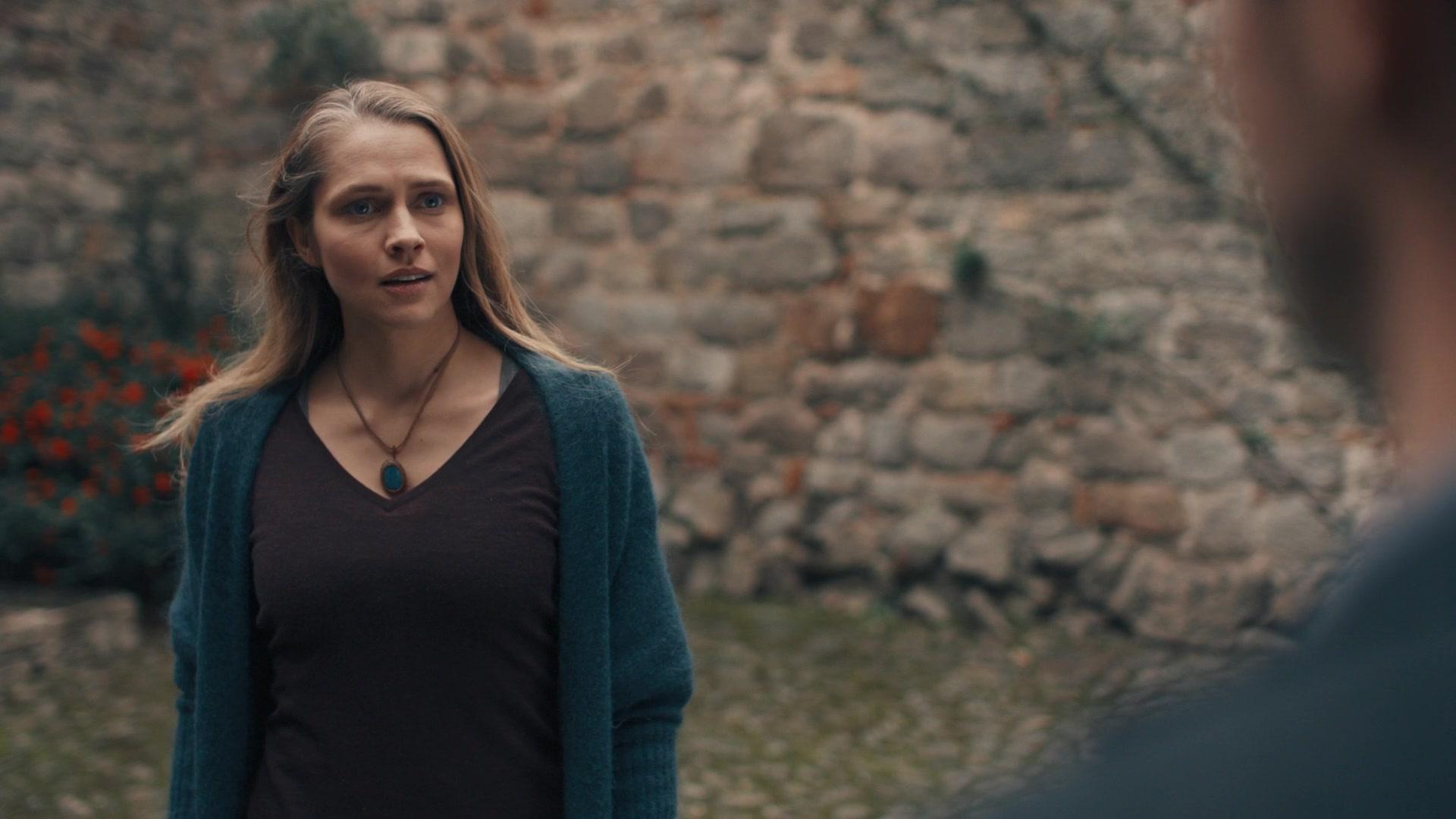 A_Discovery_of_Witches_S01E05_1080p_ATP_4246.jpg A_Discovery_of_Witches_S01E05_1080p_ATP_4246.jpg
