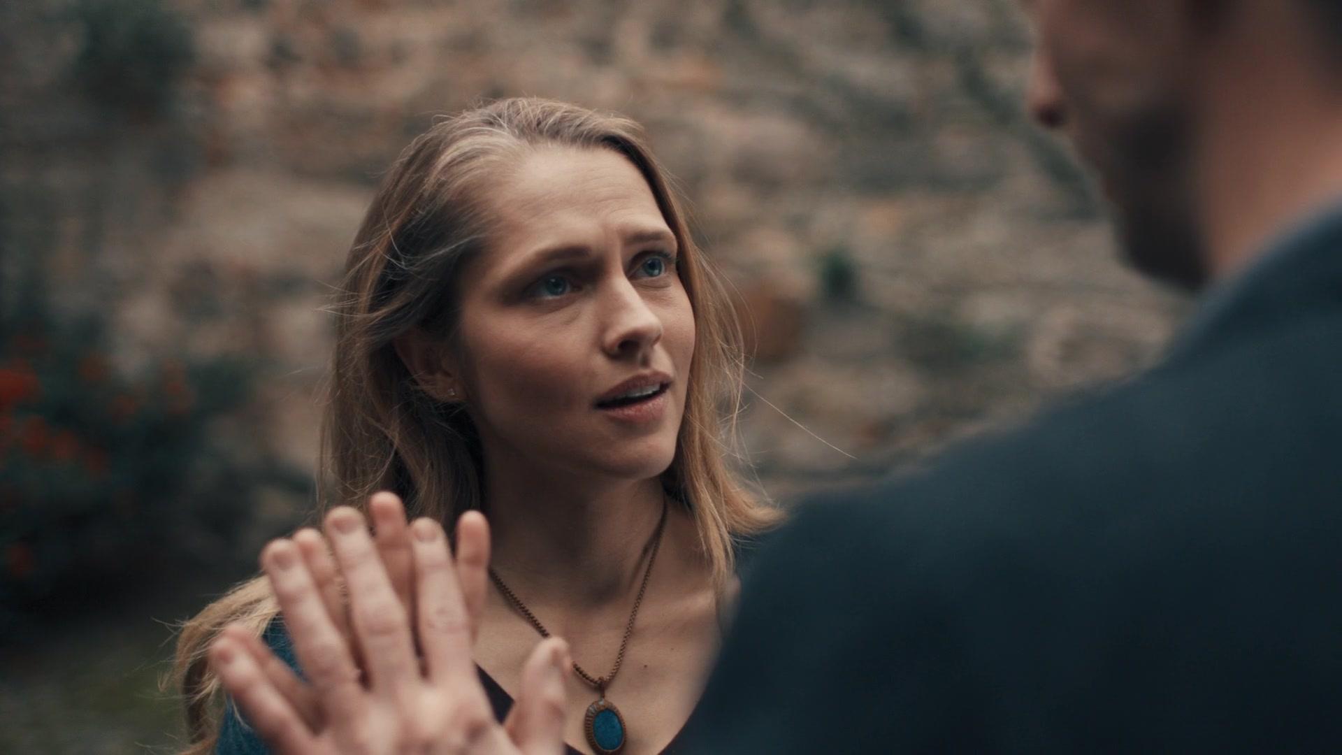 A_Discovery_of_Witches_S01E05_1080p_ATP_4304.jpg A_Discovery_of_Witches_S01E05_1080p_ATP_4304.jpg