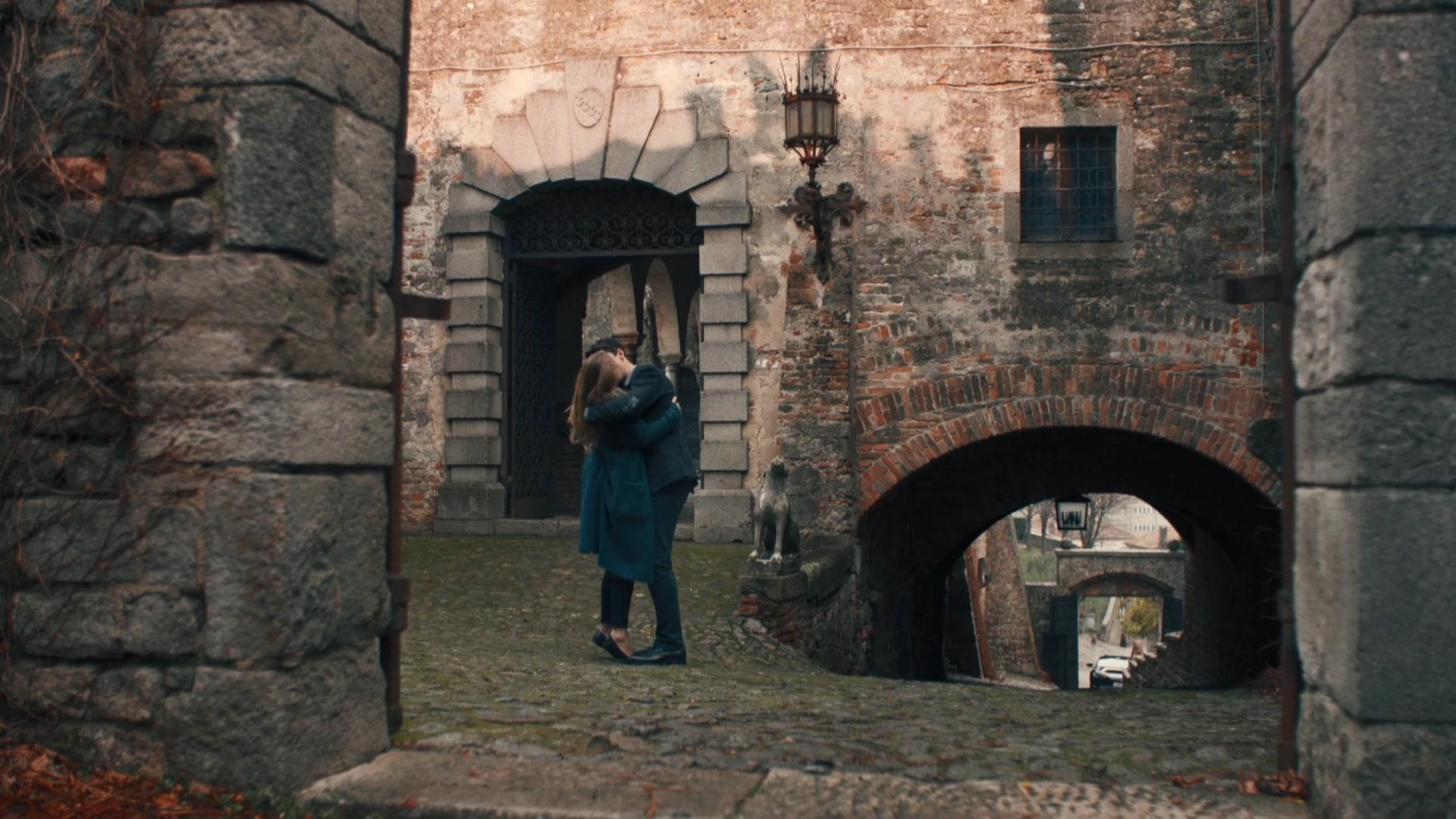 A_Discovery_of_Witches_S01E05_1080p_ATP_4353.jpg