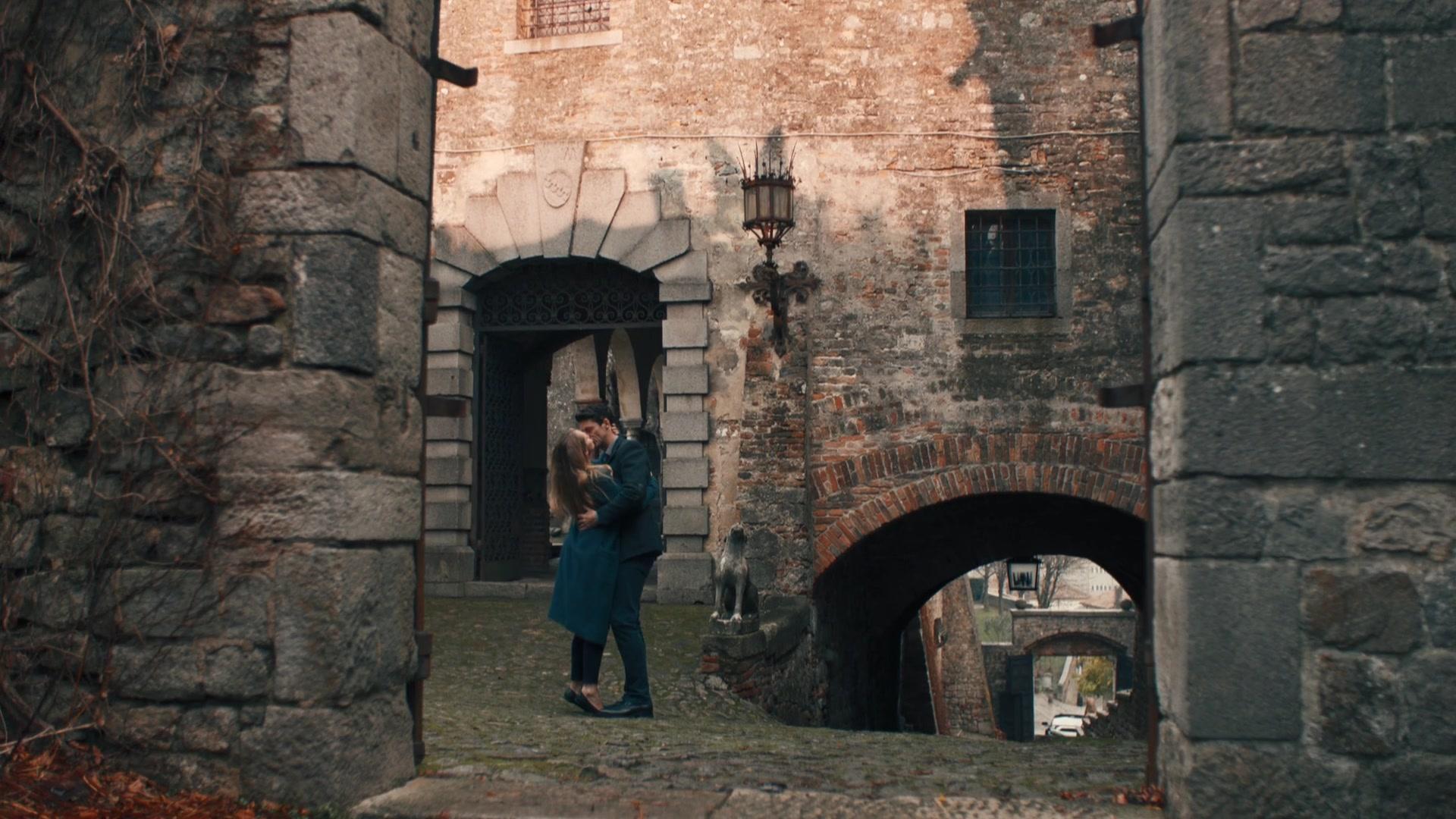 A_Discovery_of_Witches_S01E05_1080p_ATP_4362.jpg