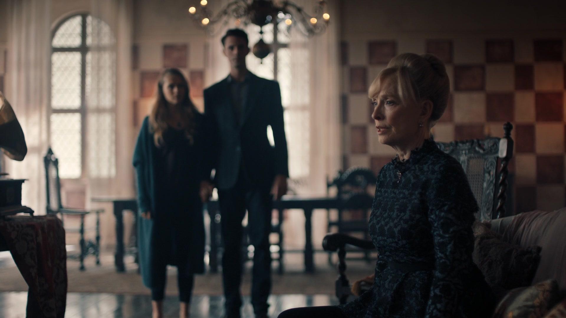 A_Discovery_of_Witches_S01E05_1080p_ATP_4391.jpg