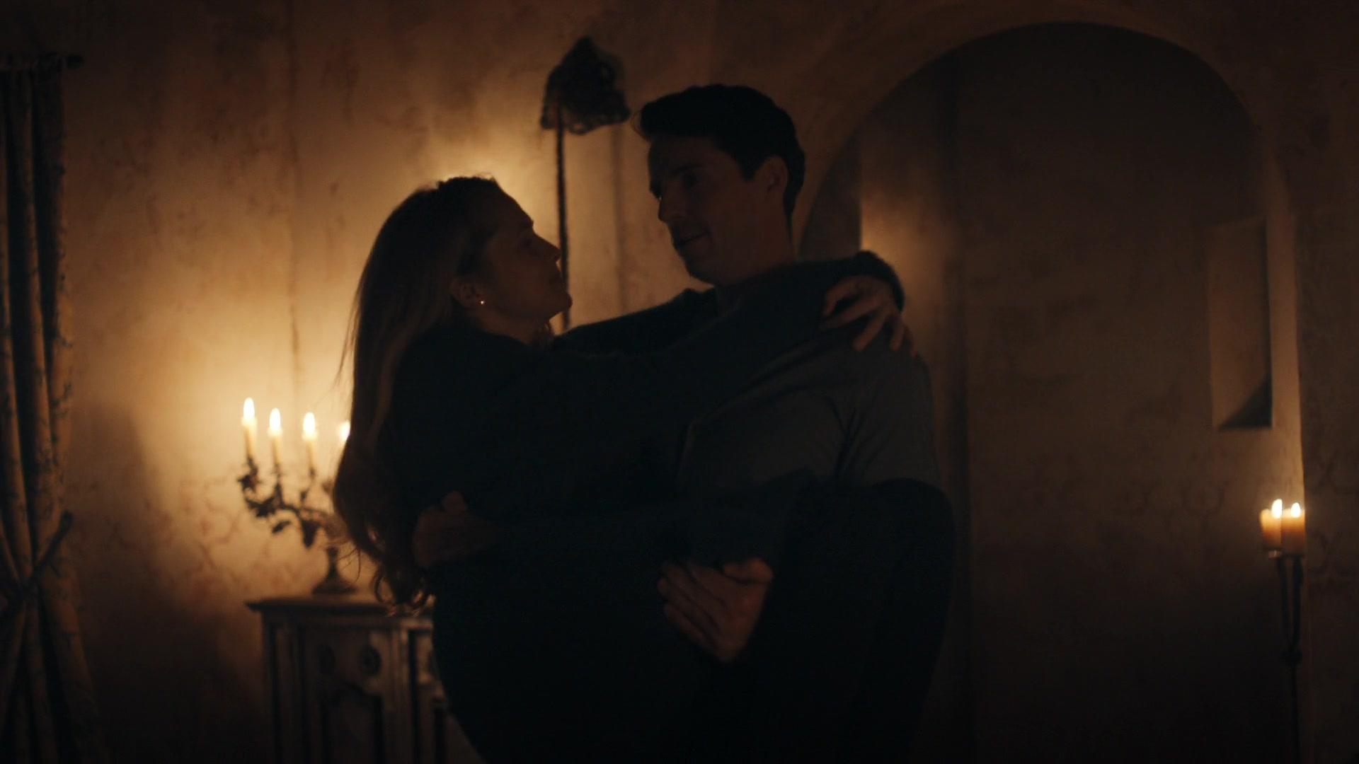 A_Discovery_of_Witches_S01E05_1080p_ATP_5294.jpg A_Discovery_of_Witches_S01E05_1080p_ATP_5294.jpg