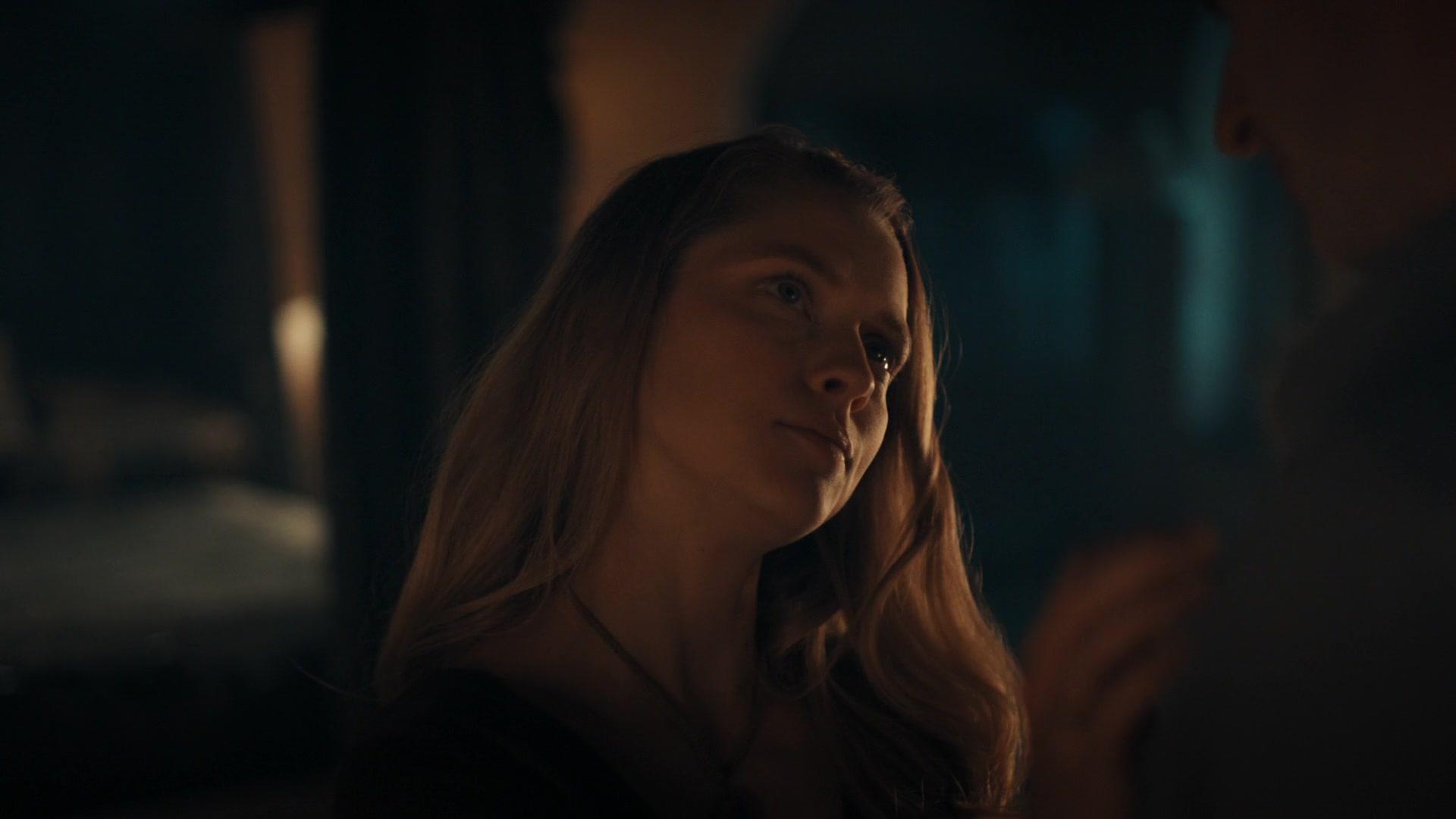 A_Discovery_of_Witches_S01E05_1080p_ATP_5401.jpg