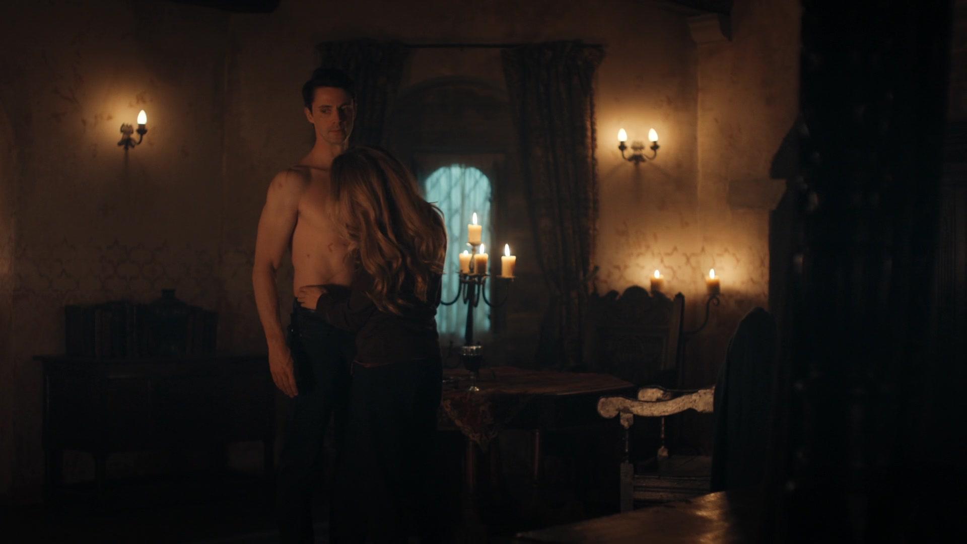 A_Discovery_of_Witches_S01E05_1080p_ATP_5473.jpg A_Discovery_of_Witches_S01E05_1080p_ATP_5473.jpg