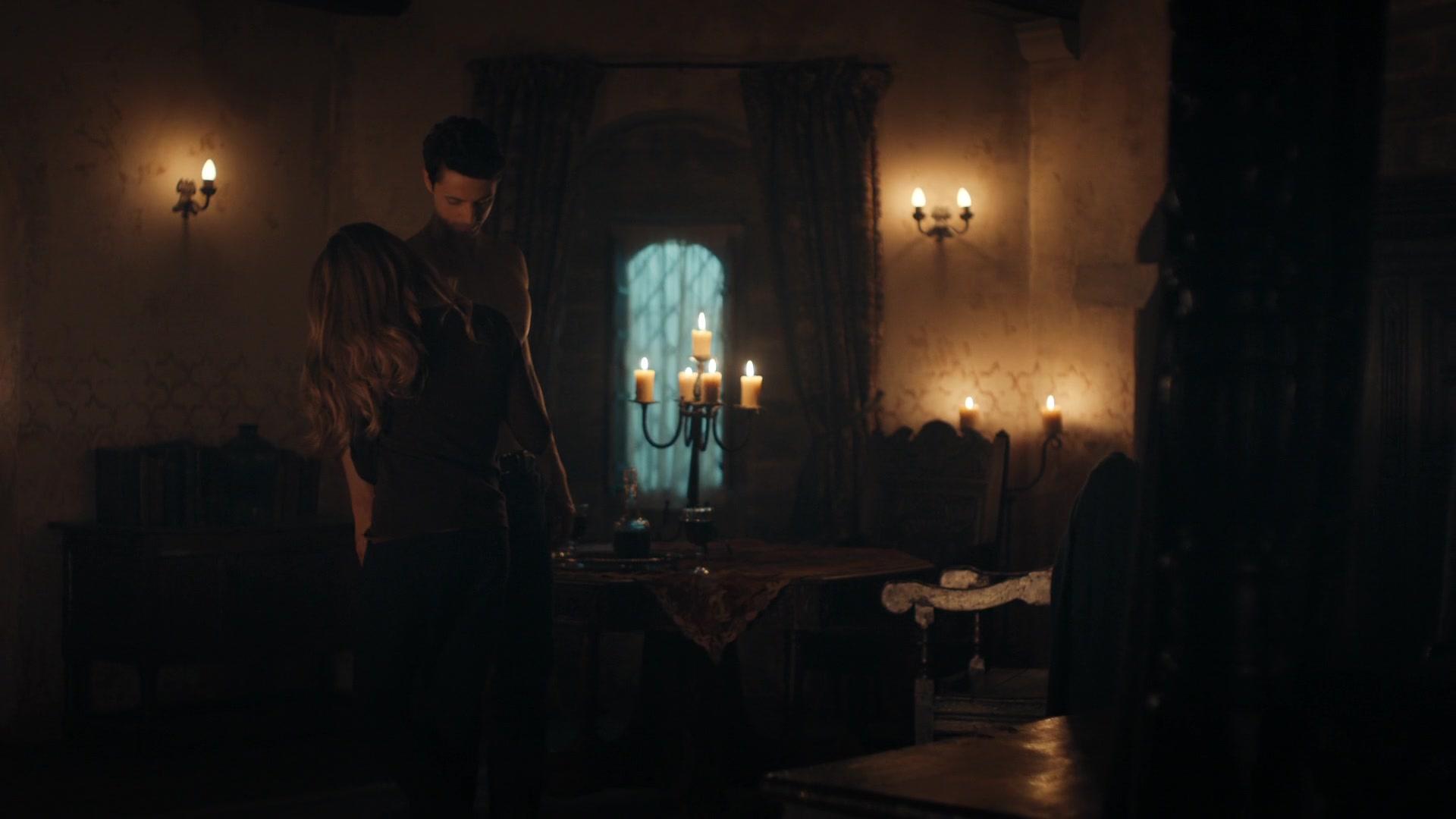 A_Discovery_of_Witches_S01E05_1080p_ATP_5480.jpg A_Discovery_of_Witches_S01E05_1080p_ATP_5480.jpg