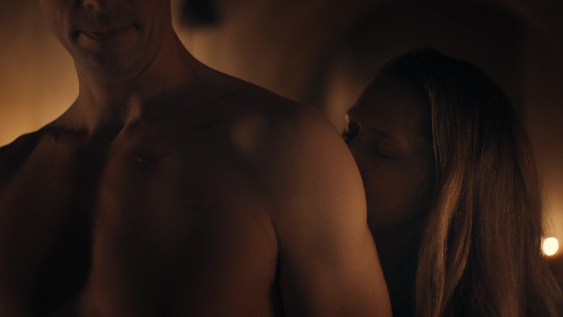 A_Discovery_of_Witches_S01E05_1080p_ATP_5547.jpg