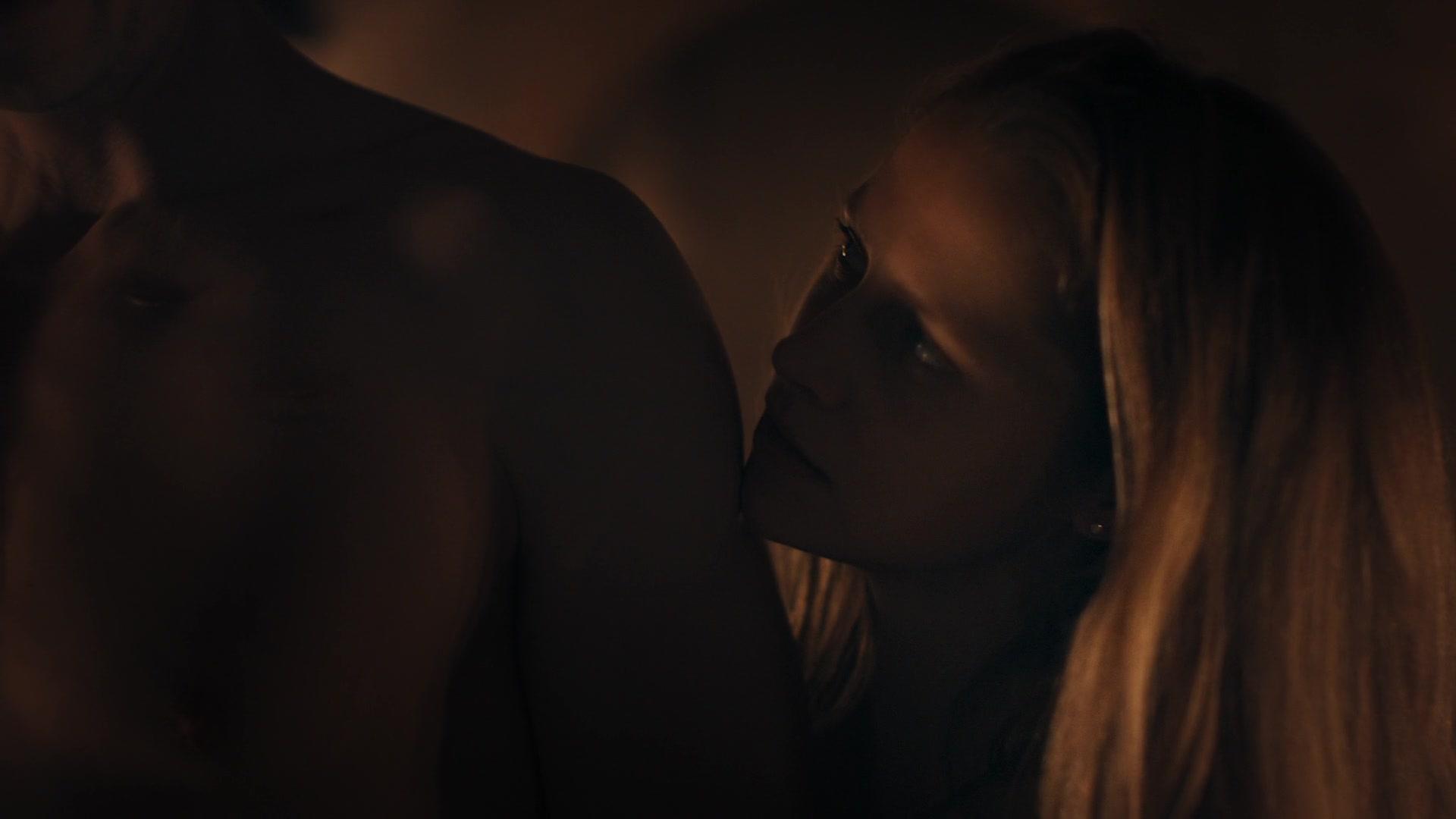 A_Discovery_of_Witches_S01E05_1080p_ATP_5565.jpg