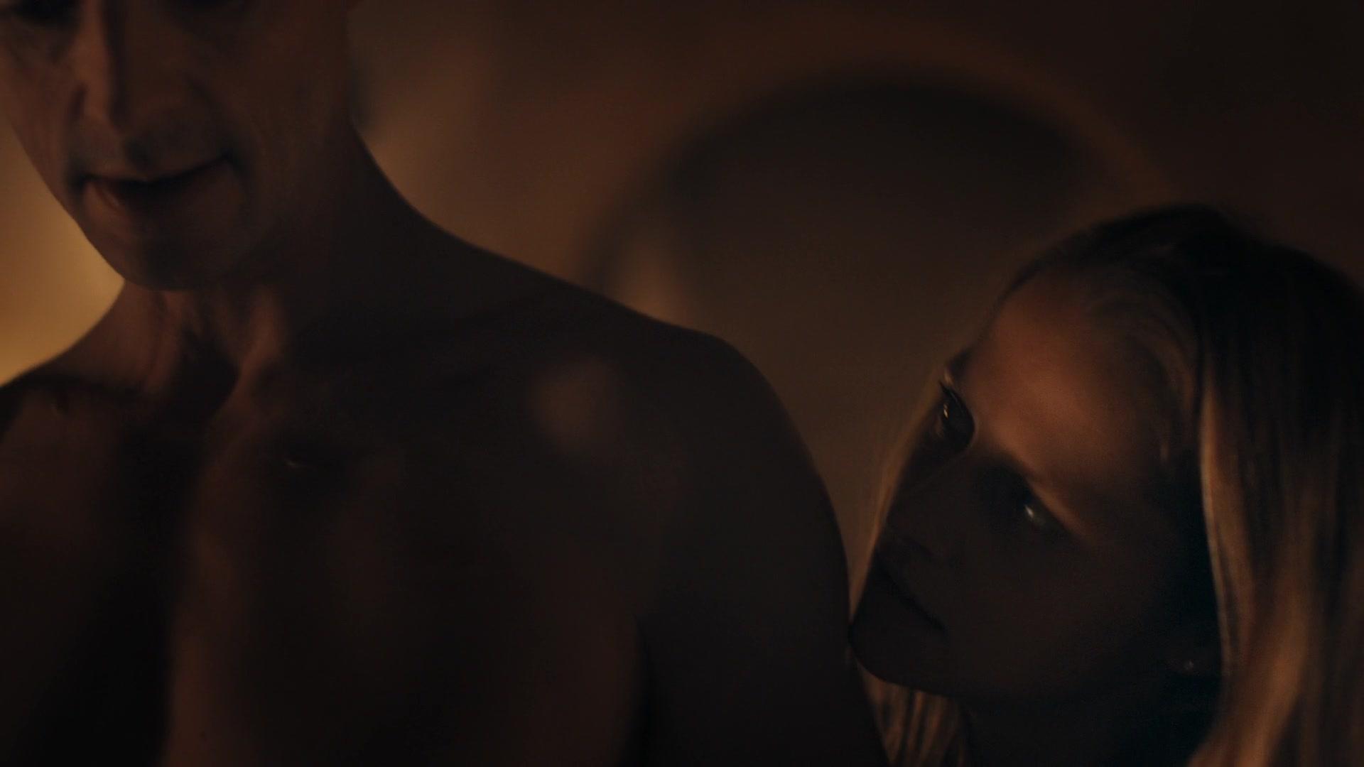 A_Discovery_of_Witches_S01E05_1080p_ATP_5568.jpg A_Discovery_of_Witches_S01E05_1080p_ATP_5568.jpg
