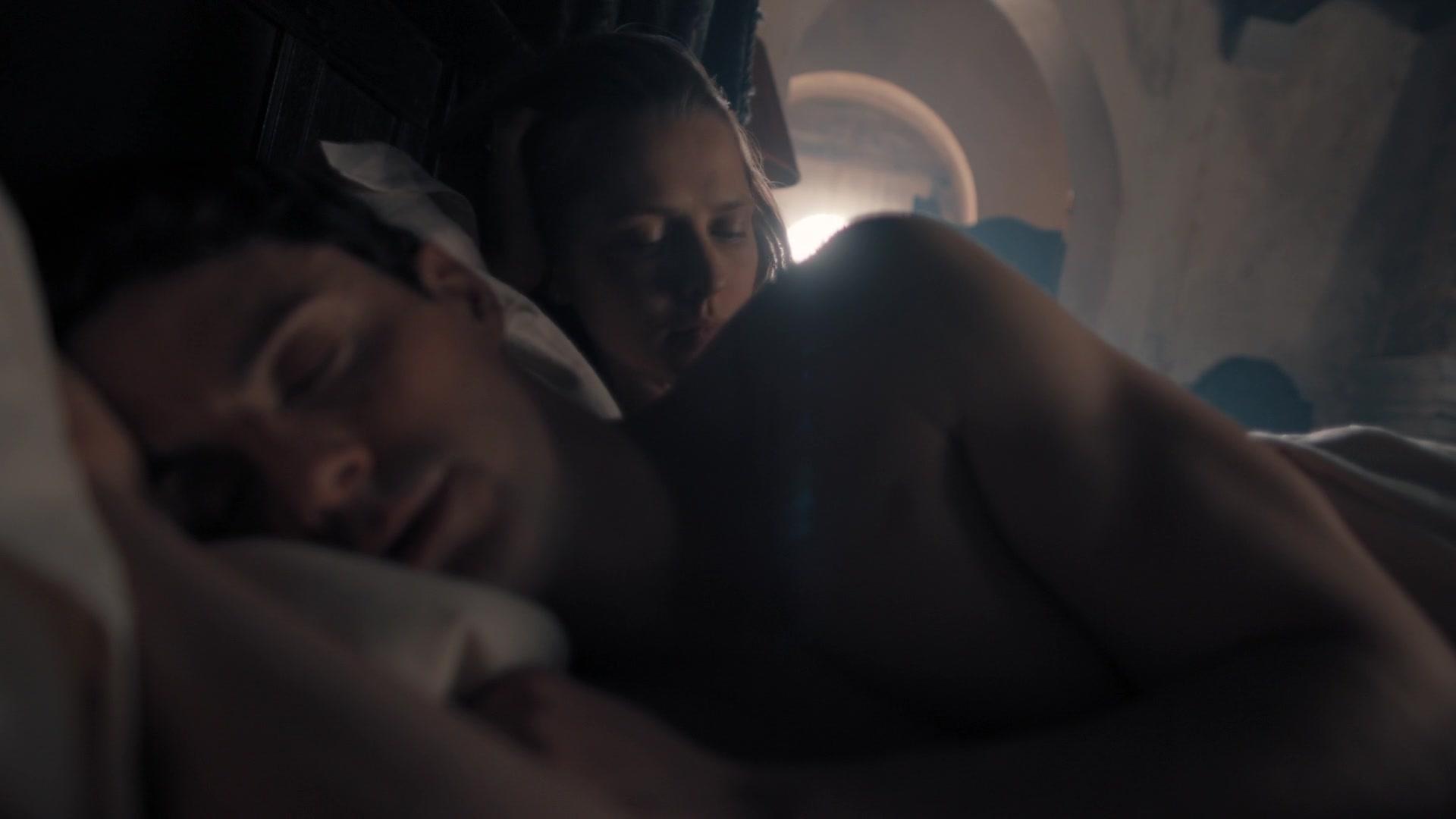 A_Discovery_of_Witches_S01E05_1080p_ATP_6154.jpg