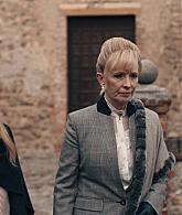 A_Discovery_of_Witches_S01E05_1080p_ATP_2660.jpg