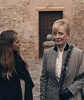 A_Discovery_of_Witches_S01E05_1080p_ATP_2679.jpg