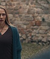 A_Discovery_of_Witches_S01E05_1080p_ATP_4240.jpg