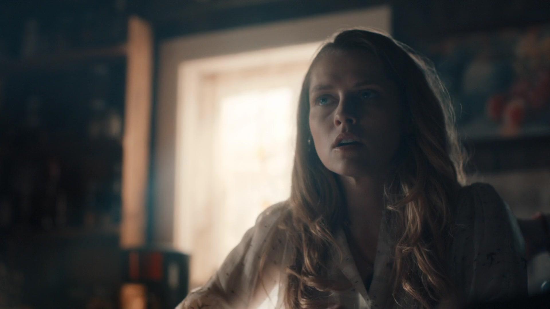 A_Discovery_of_Witches_S01E07_1080p_ATP_3298.jpg