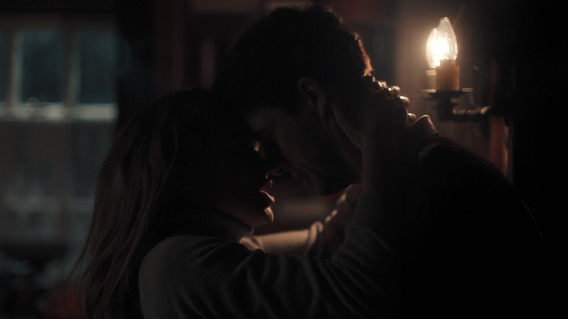 A_Discovery_of_Witches_S01E07_1080p_ATP_4737.jpg A_Discovery_of_Witches_S01E07_1080p_ATP_4737.jpg