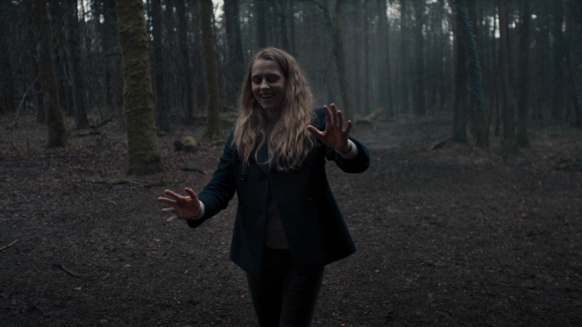 A_Discovery_of_Witches_S01E07_1080p_ATP_6235.jpg A_Discovery_of_Witches_S01E07_1080p_ATP_6235.jpg