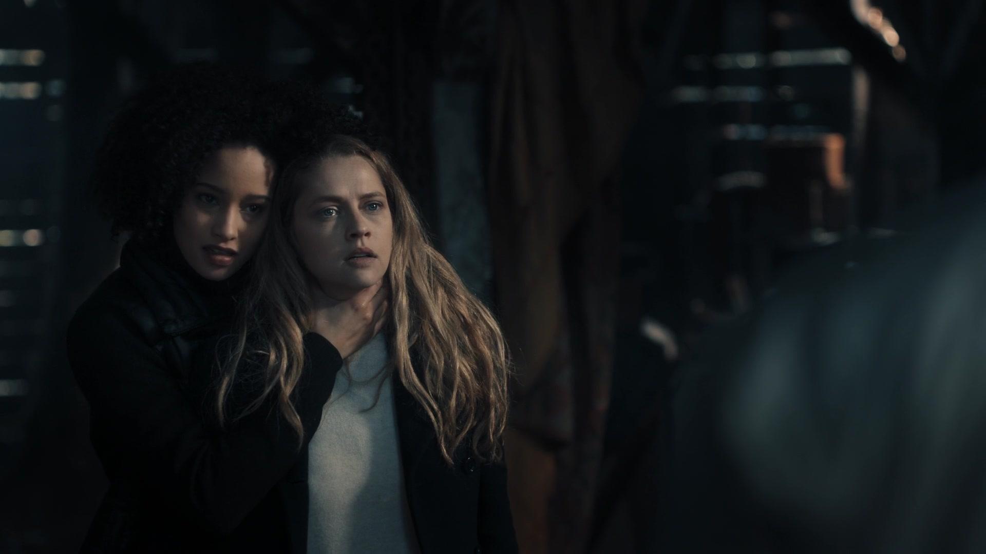 A_Discovery_of_Witches_S01E08_1080p_ATP_0128.jpg A_Discovery_of_Witches_S01E08_1080p_ATP_0128.jpg