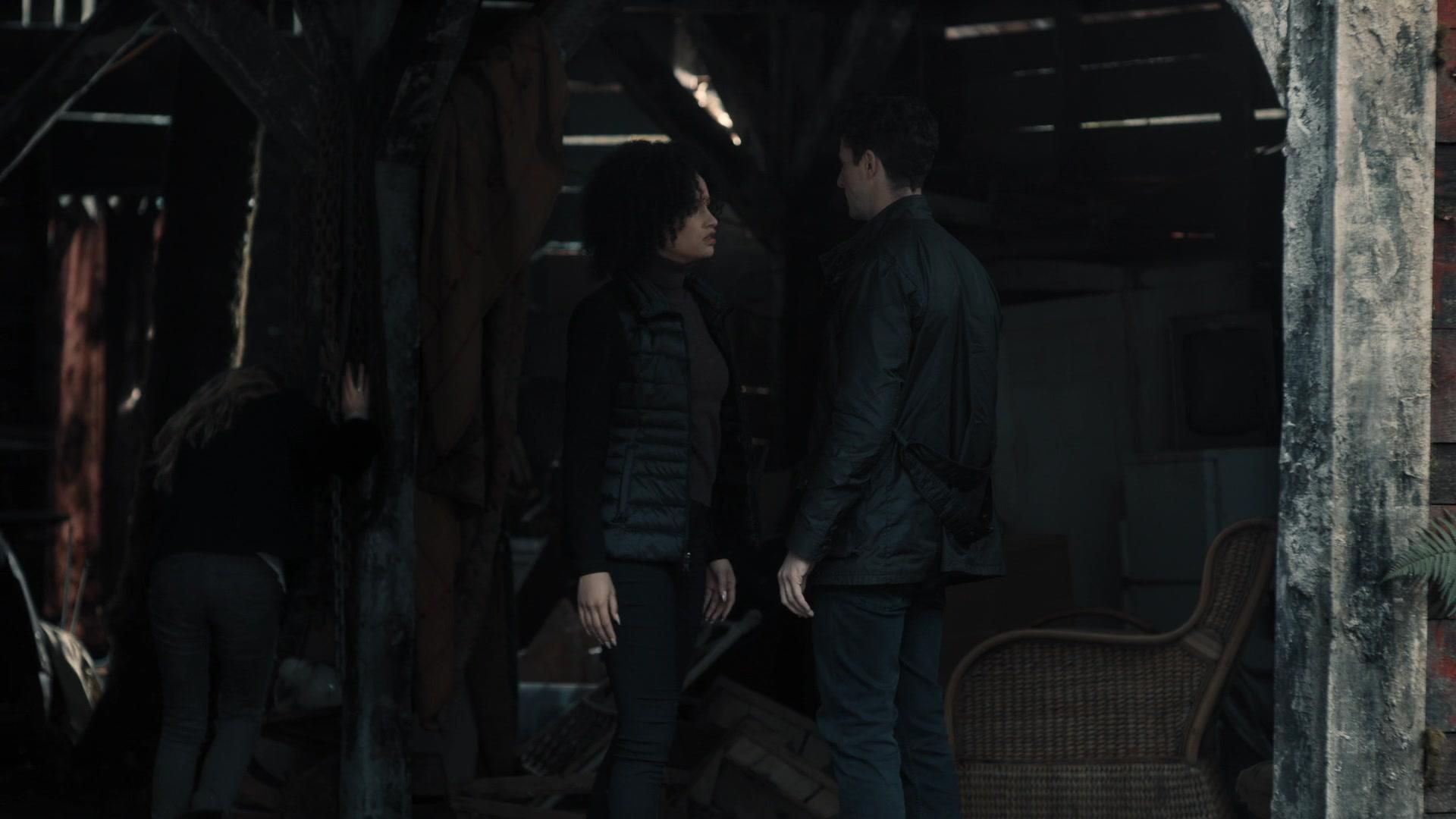 A_Discovery_of_Witches_S01E08_1080p_ATP_0342.jpg