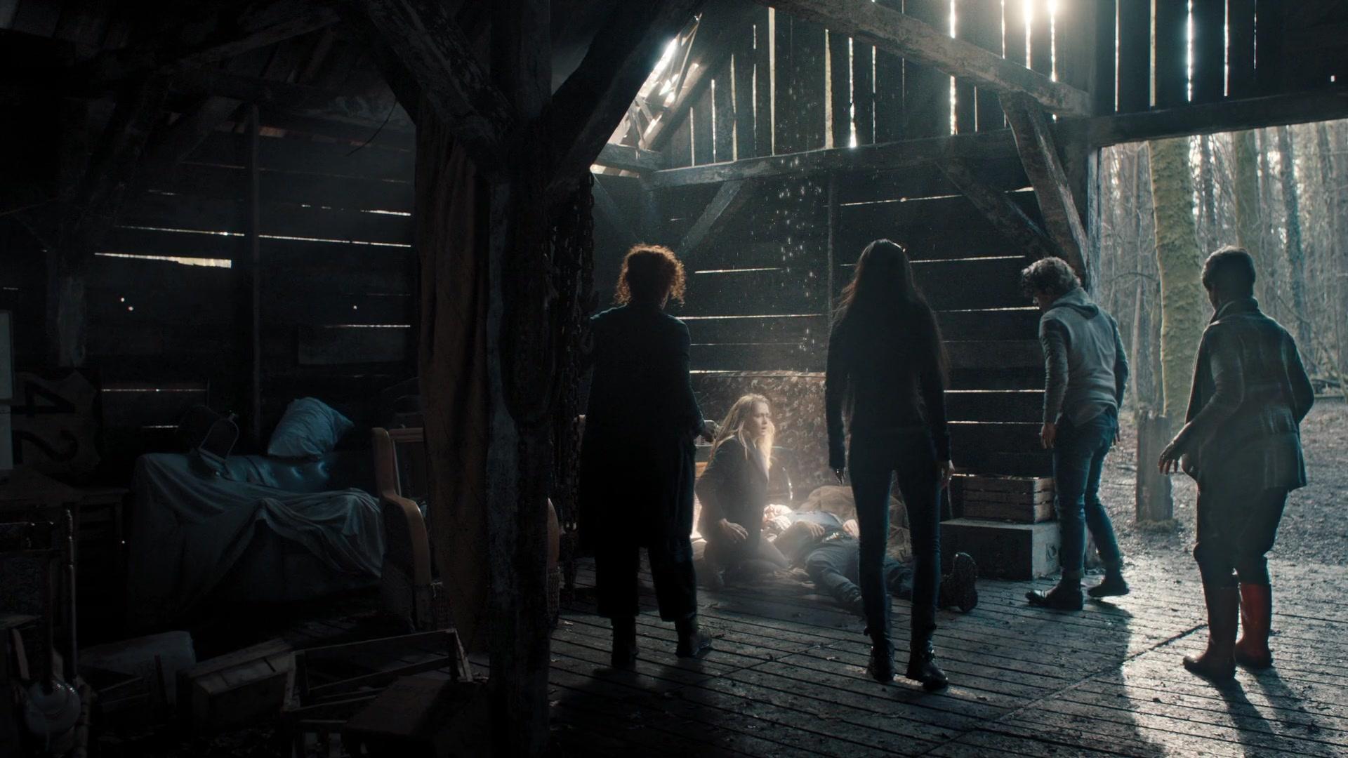 A_Discovery_of_Witches_S01E08_1080p_ATP_0693.jpg A_Discovery_of_Witches_S01E08_1080p_ATP_0693.jpg