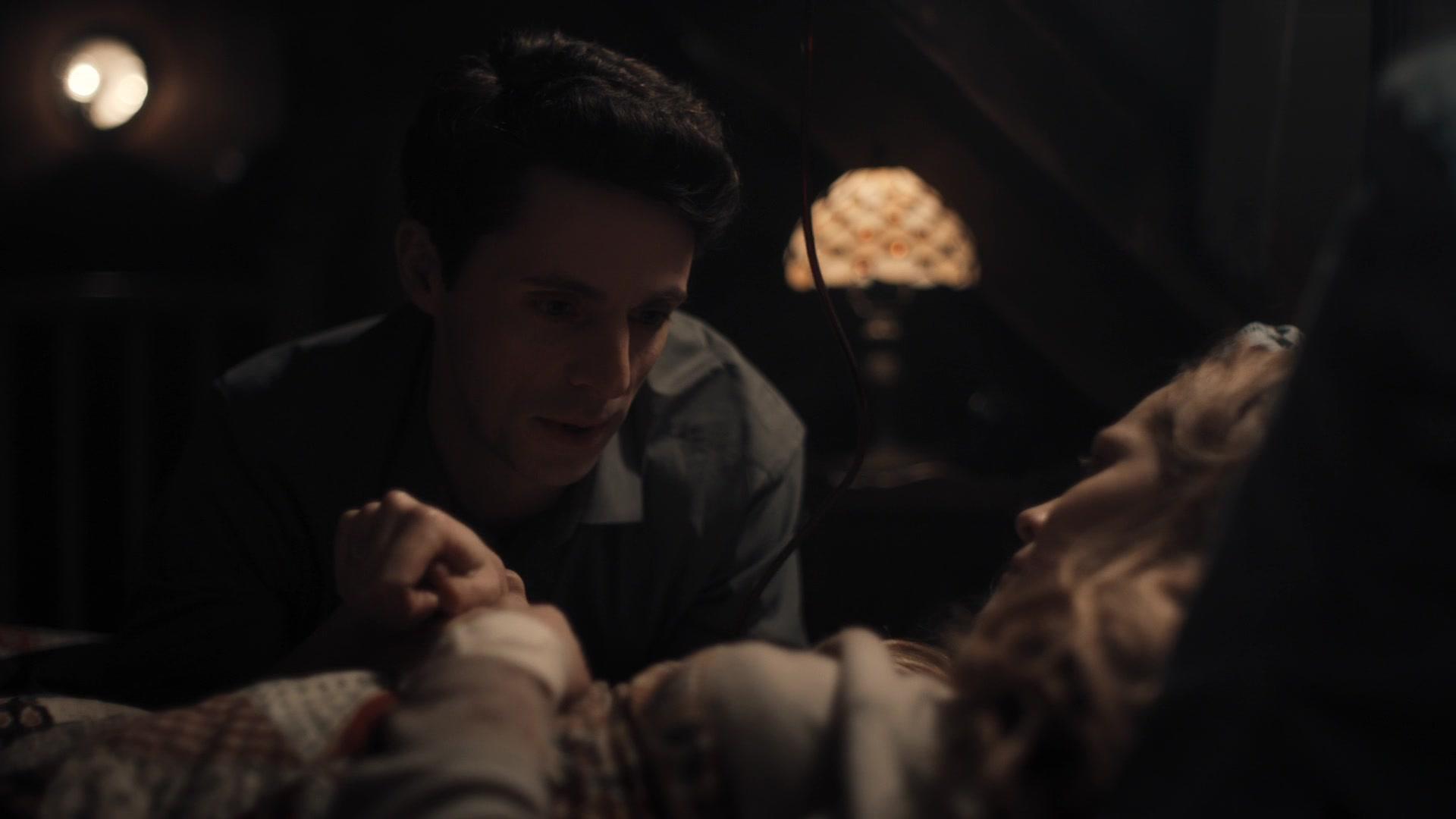 A_Discovery_of_Witches_S01E08_1080p_ATP_1666.jpg A_Discovery_of_Witches_S01E08_1080p_ATP_1666.jpg