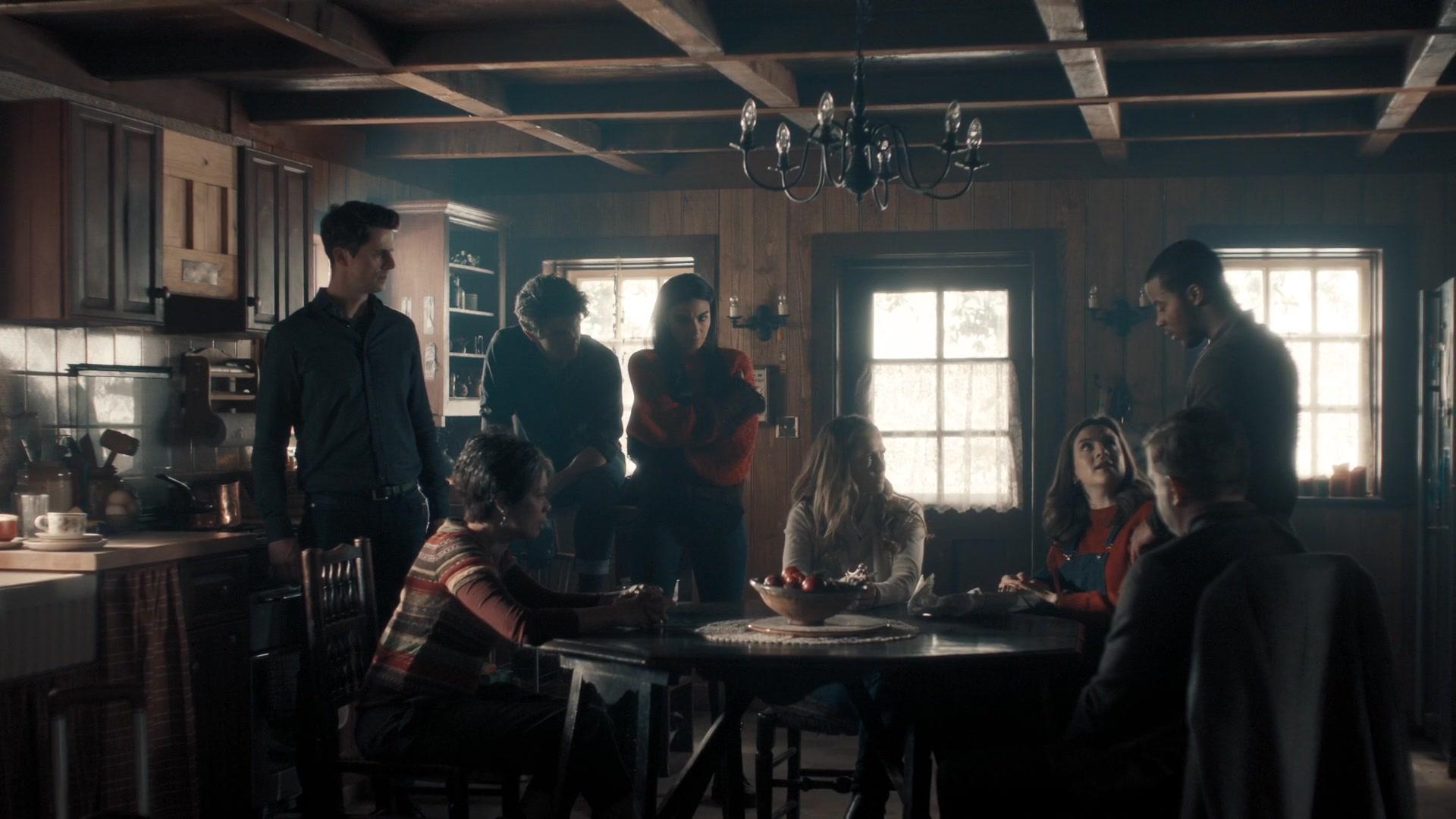 A_Discovery_of_Witches_S01E08_1080p_ATP_2917.jpg A_Discovery_of_Witches_S01E08_1080p_ATP_2917.jpg