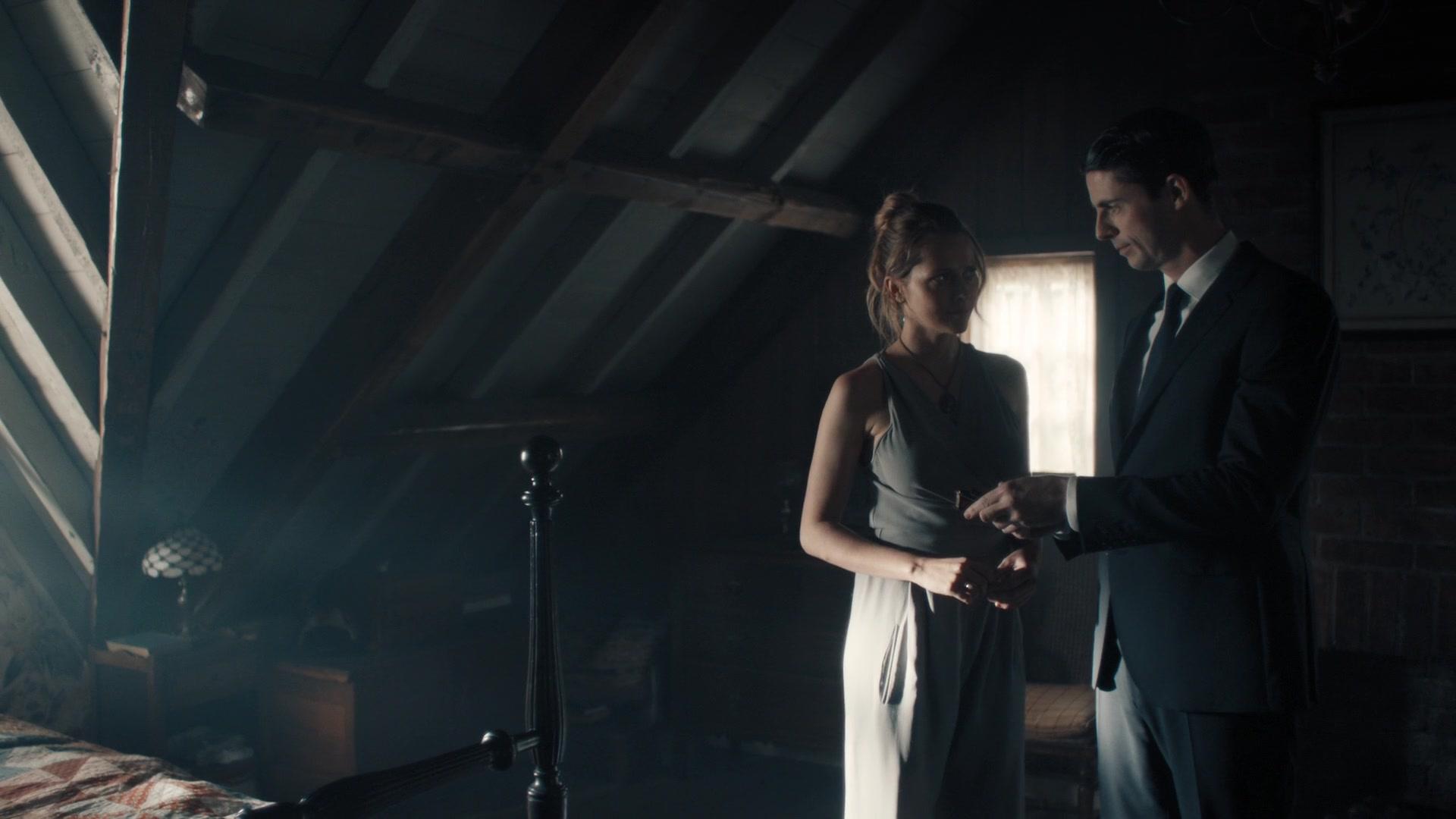 A_Discovery_of_Witches_S01E08_1080p_ATP_3438.jpg A_Discovery_of_Witches_S01E08_1080p_ATP_3438.jpg