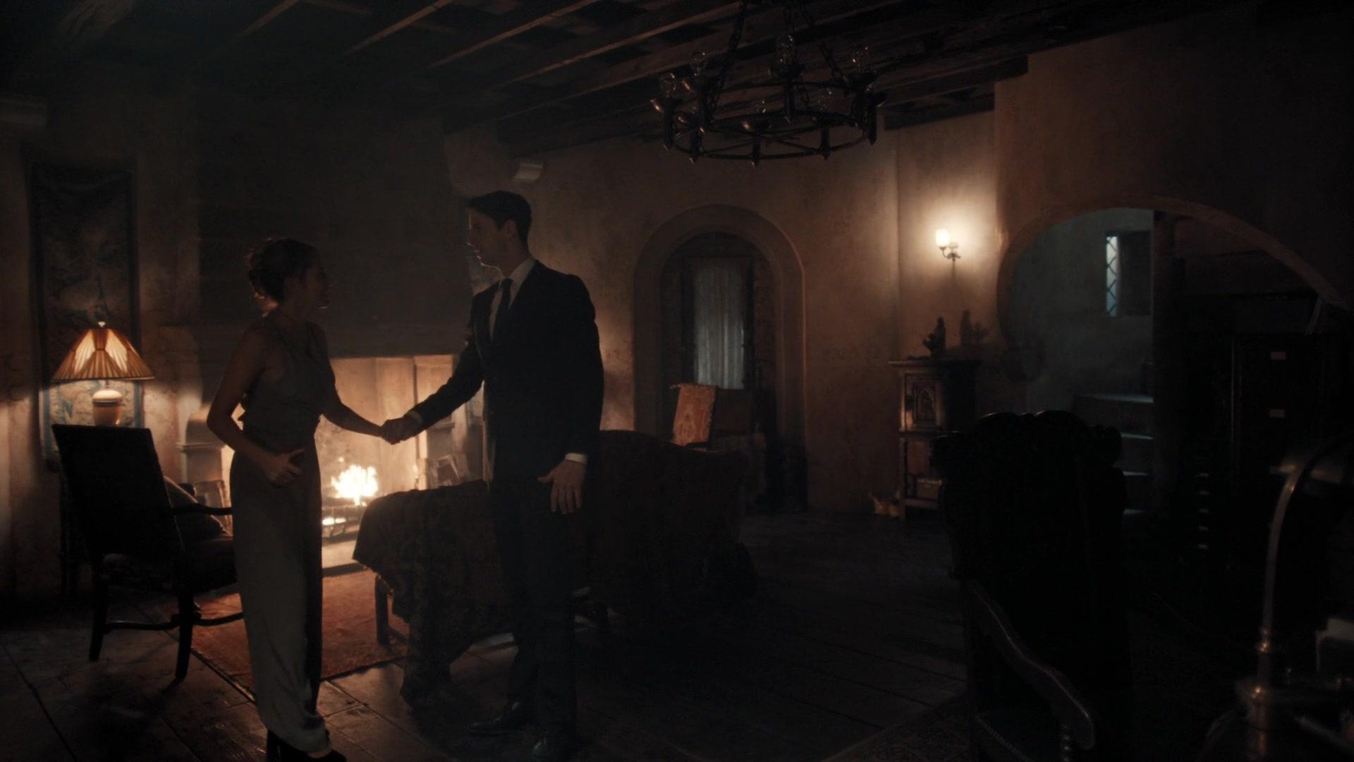 A_Discovery_of_Witches_S01E08_1080p_ATP_3521.jpg A_Discovery_of_Witches_S01E08_1080p_ATP_3521.jpg