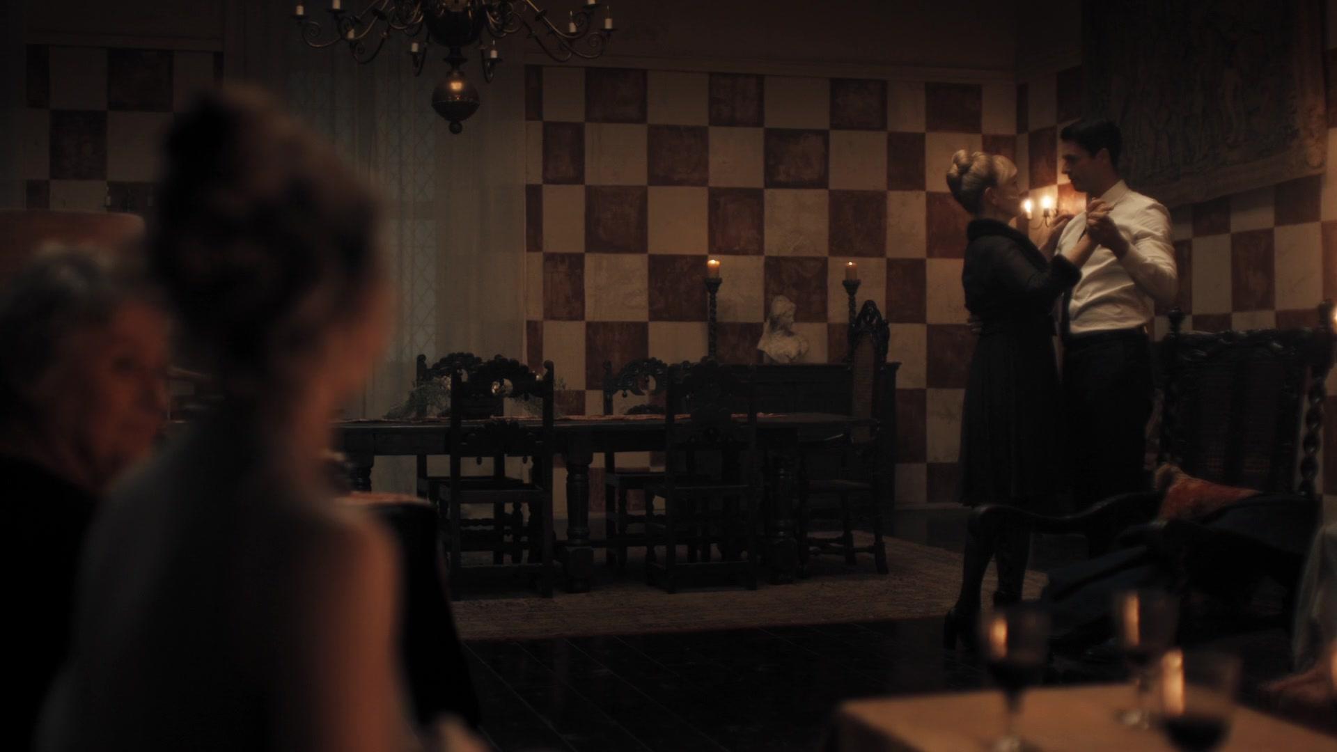 A_Discovery_of_Witches_S01E08_1080p_ATP_3855.jpg